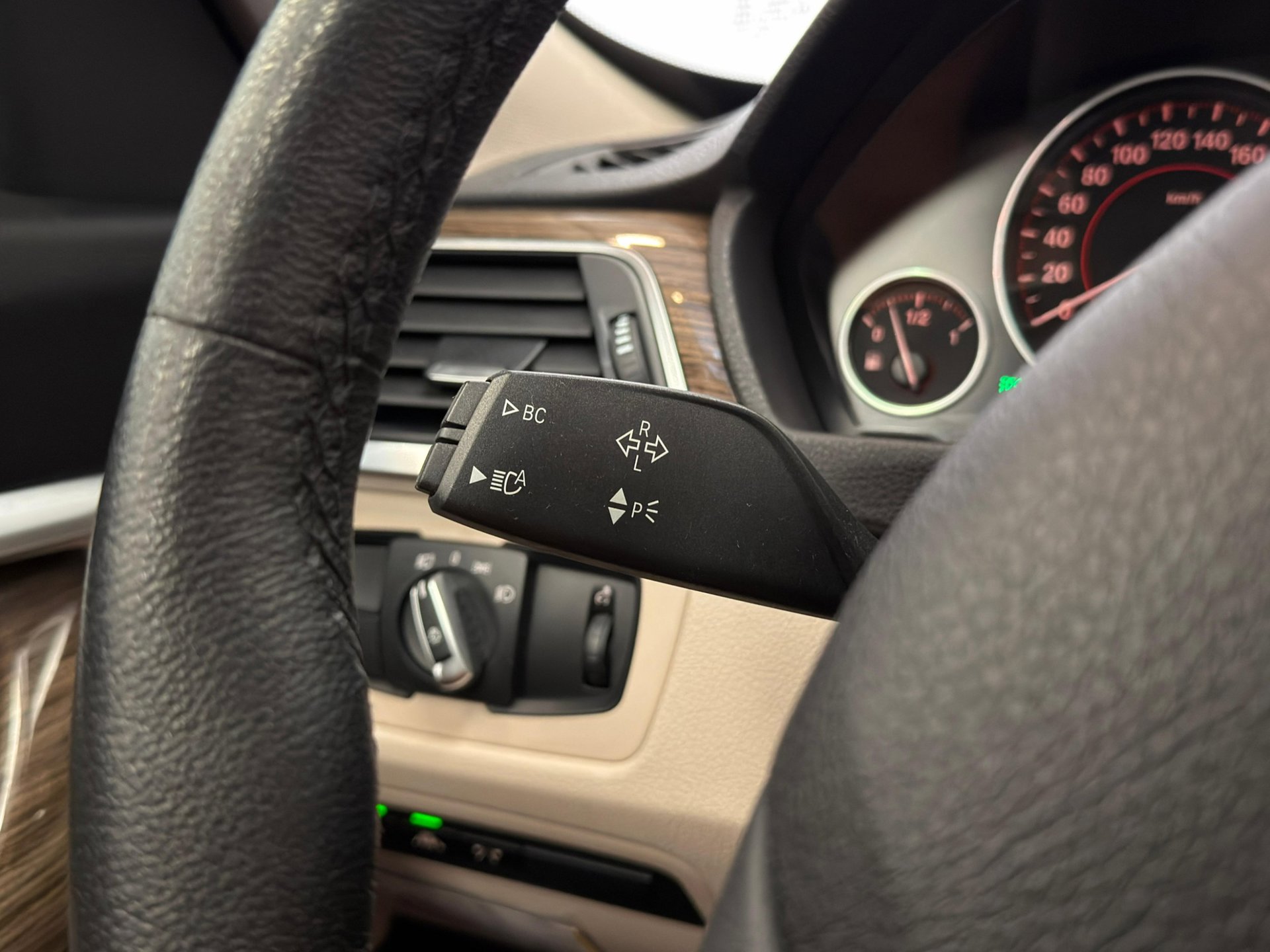 Foto van BMW 320i