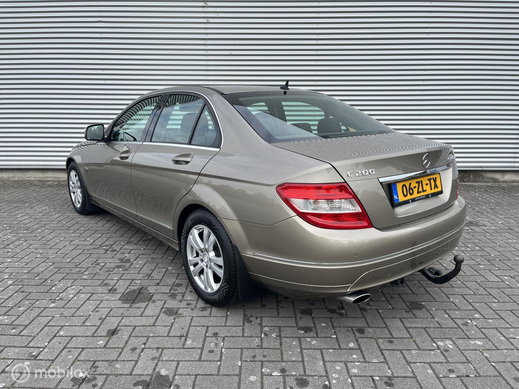 Foto van Mercedes-Benz C 200 Kompressor