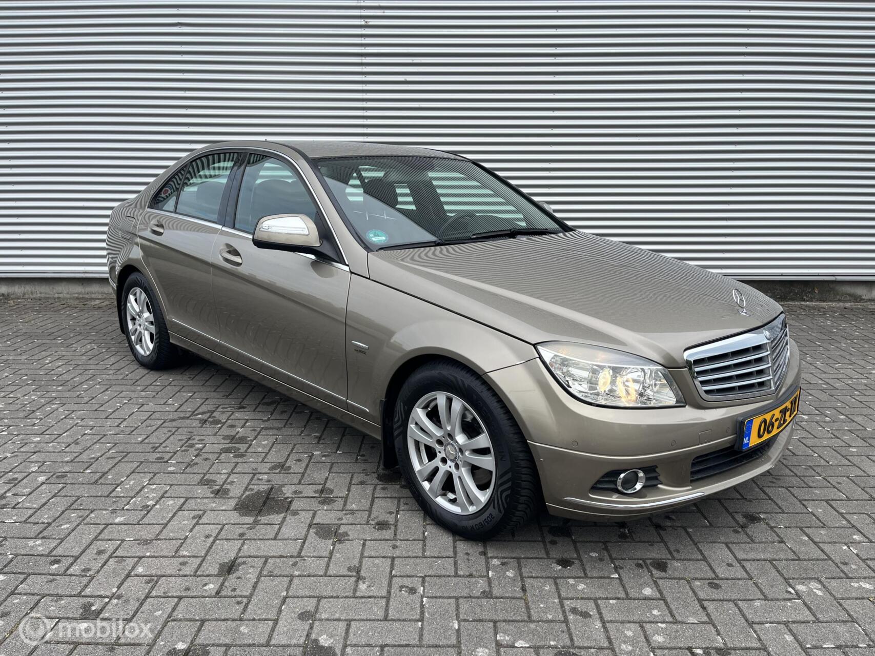 Foto van Mercedes-Benz C 200 Kompressor