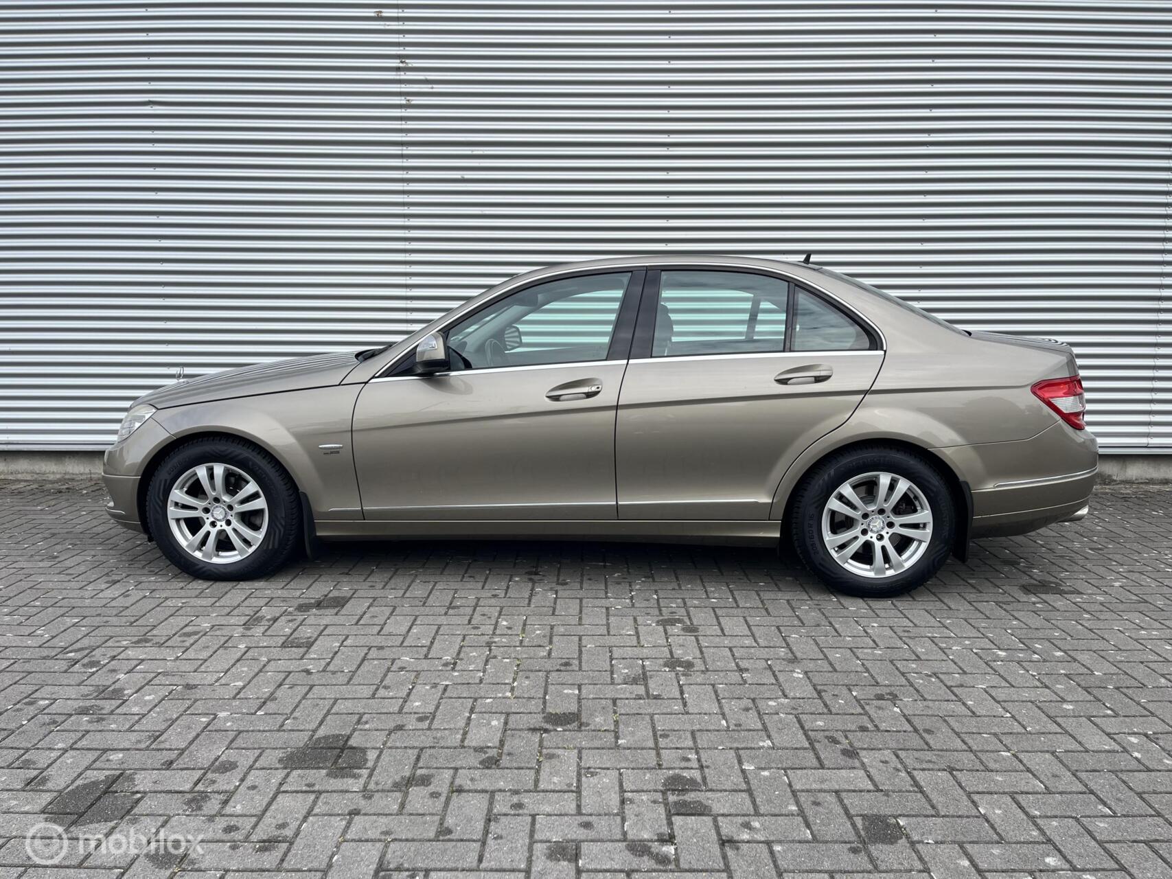 Foto van Mercedes-Benz C 200 Kompressor