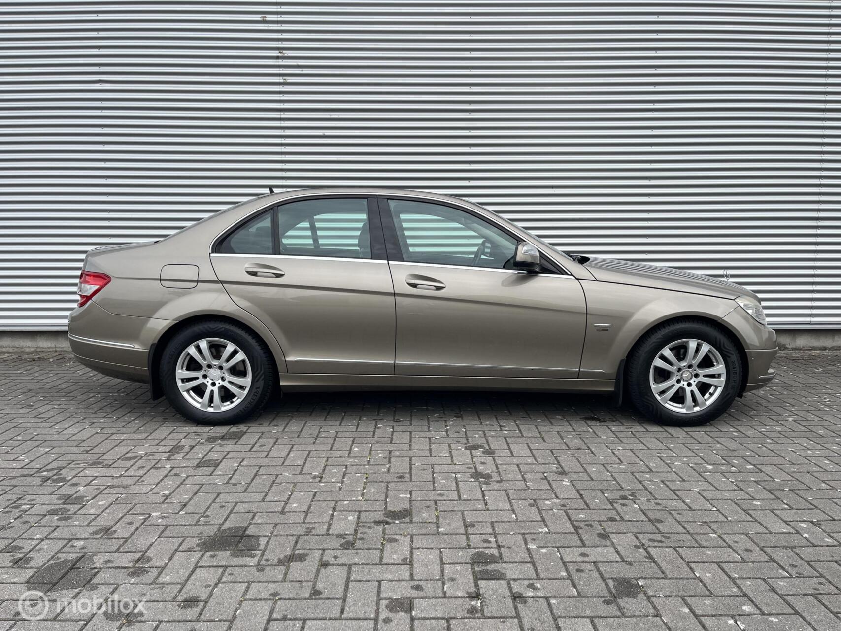 Foto van Mercedes-Benz C 200 Kompressor