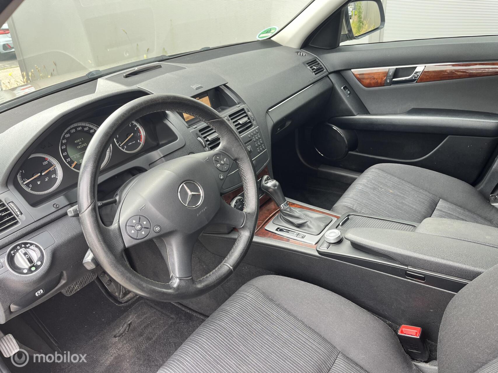 Foto van Mercedes-Benz C 200 Kompressor
