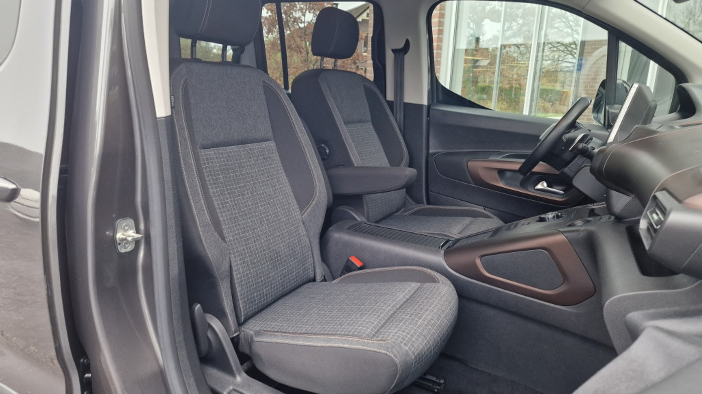 Foto van Peugeot Rifter