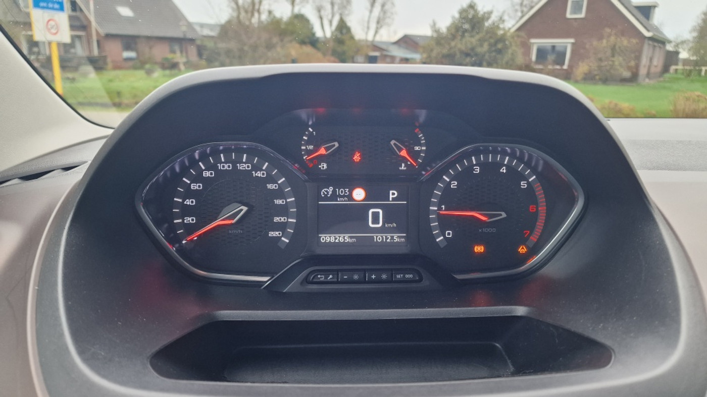 Foto van Peugeot Rifter