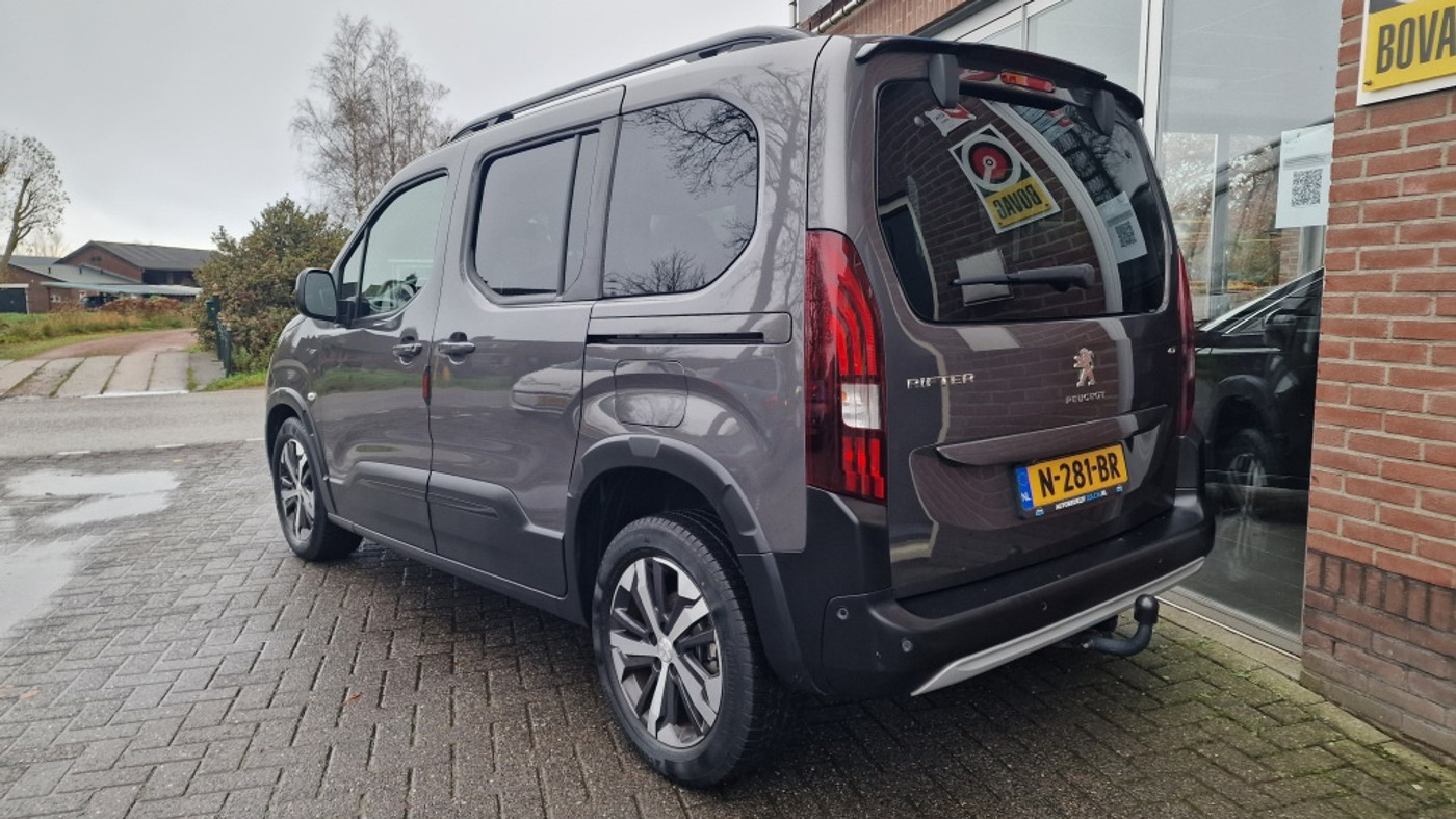 Foto van Peugeot Rifter