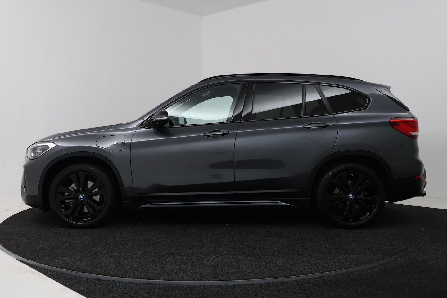 Foto van BMW X1 Xdrive25e