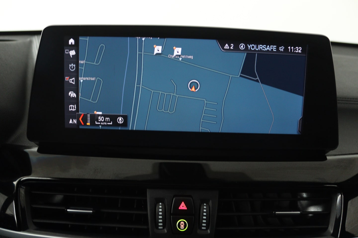 Foto van BMW X1 Xdrive25e
