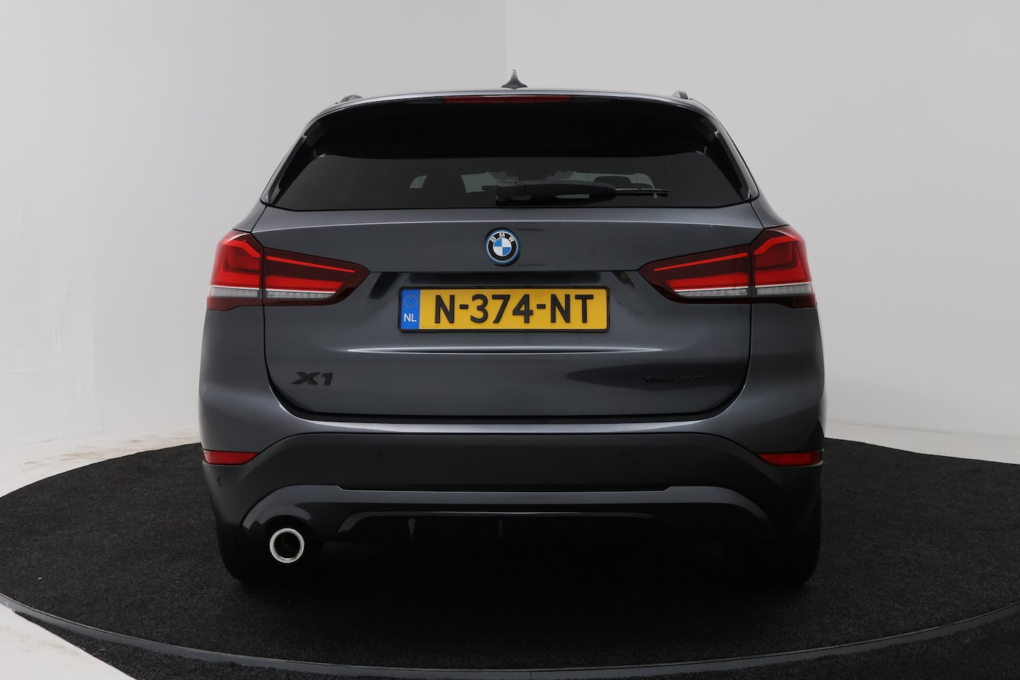 Foto van BMW X1 Xdrive25e