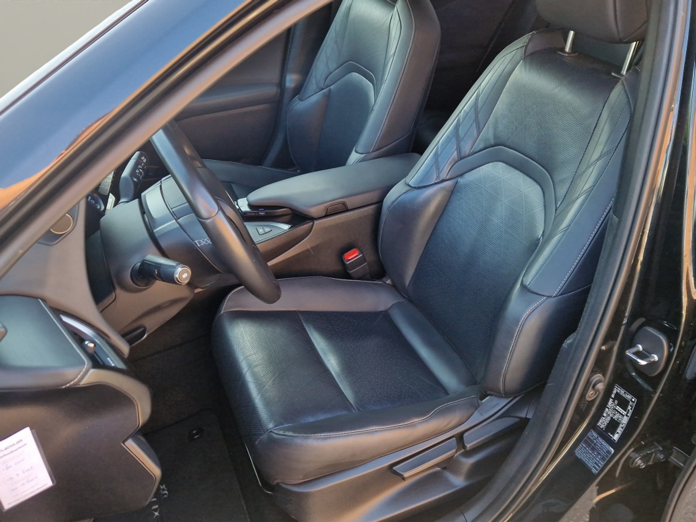 Foto van Lexus Lexus Ux250h