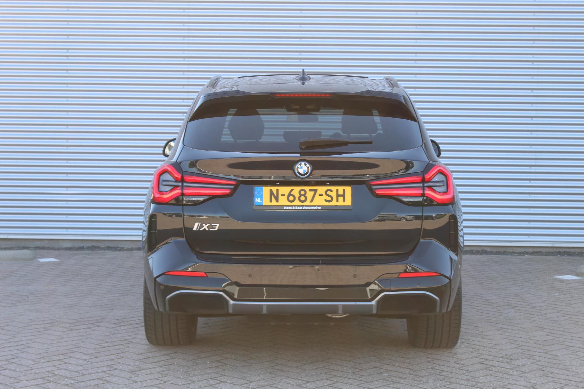 Foto van BMW Ix3