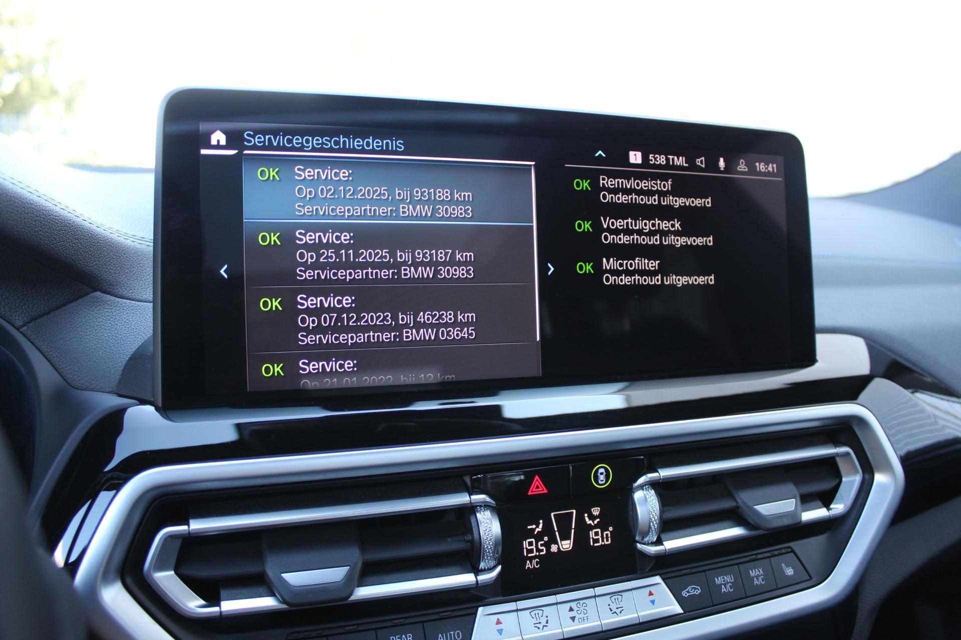 Foto van BMW Ix3