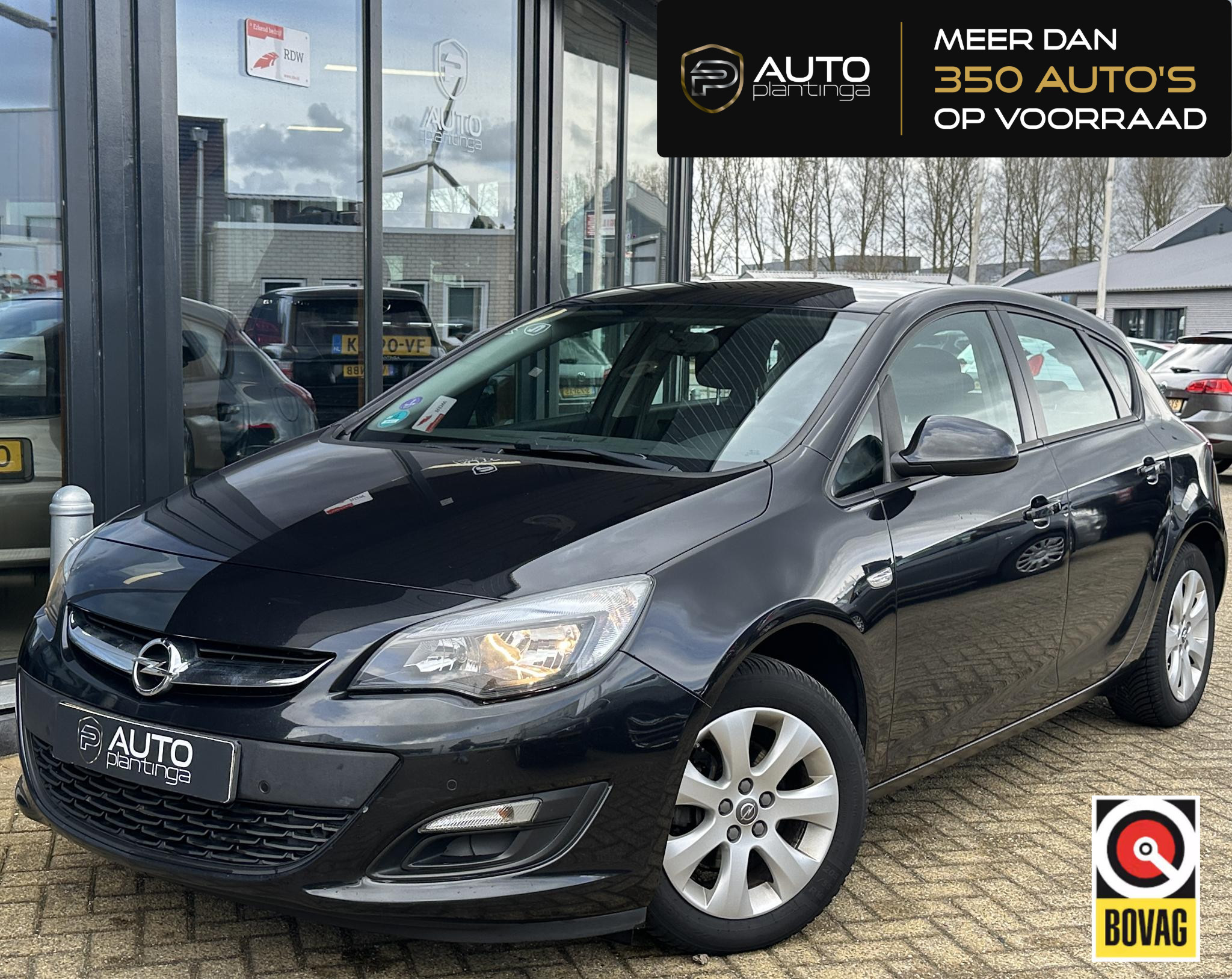 Opel Astra 1.4 Turbo Blitz 2015 - voorkant