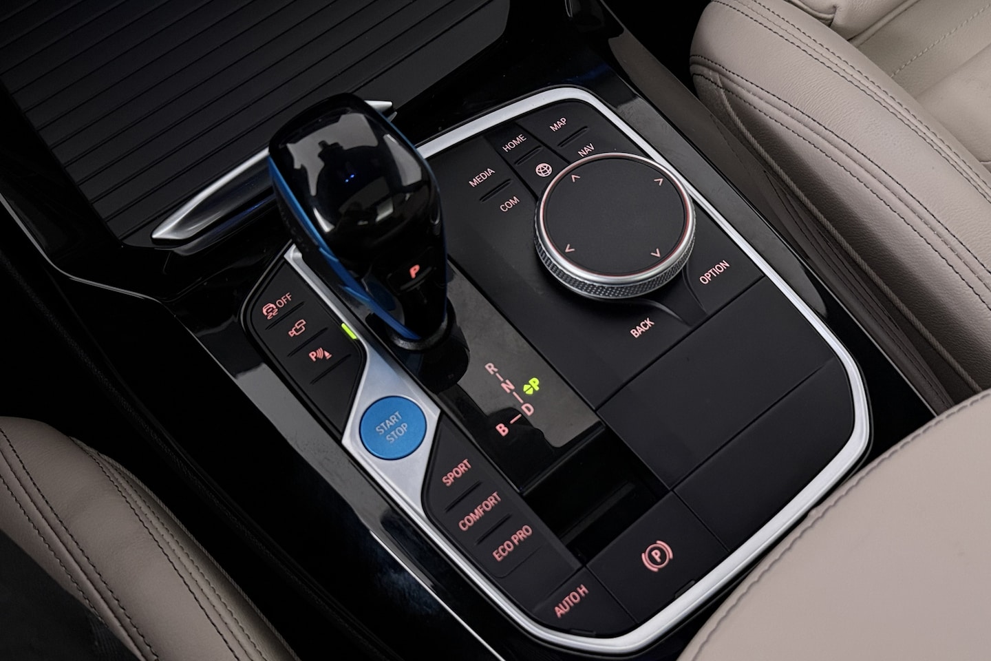 Foto van BMW Ix3