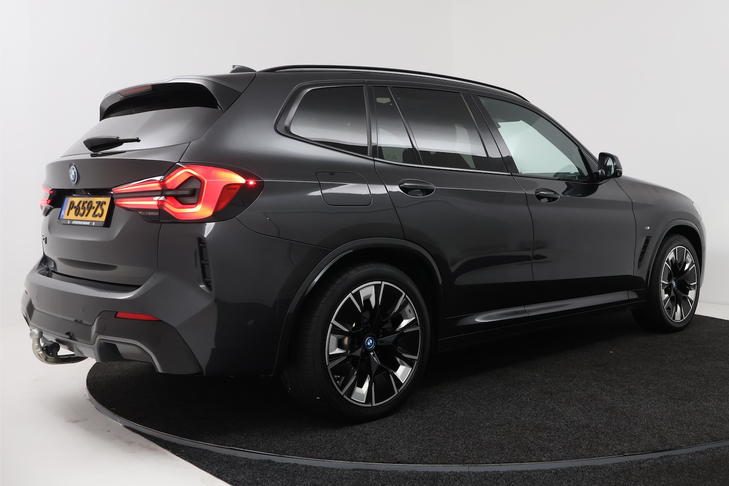 Foto van BMW Ix3