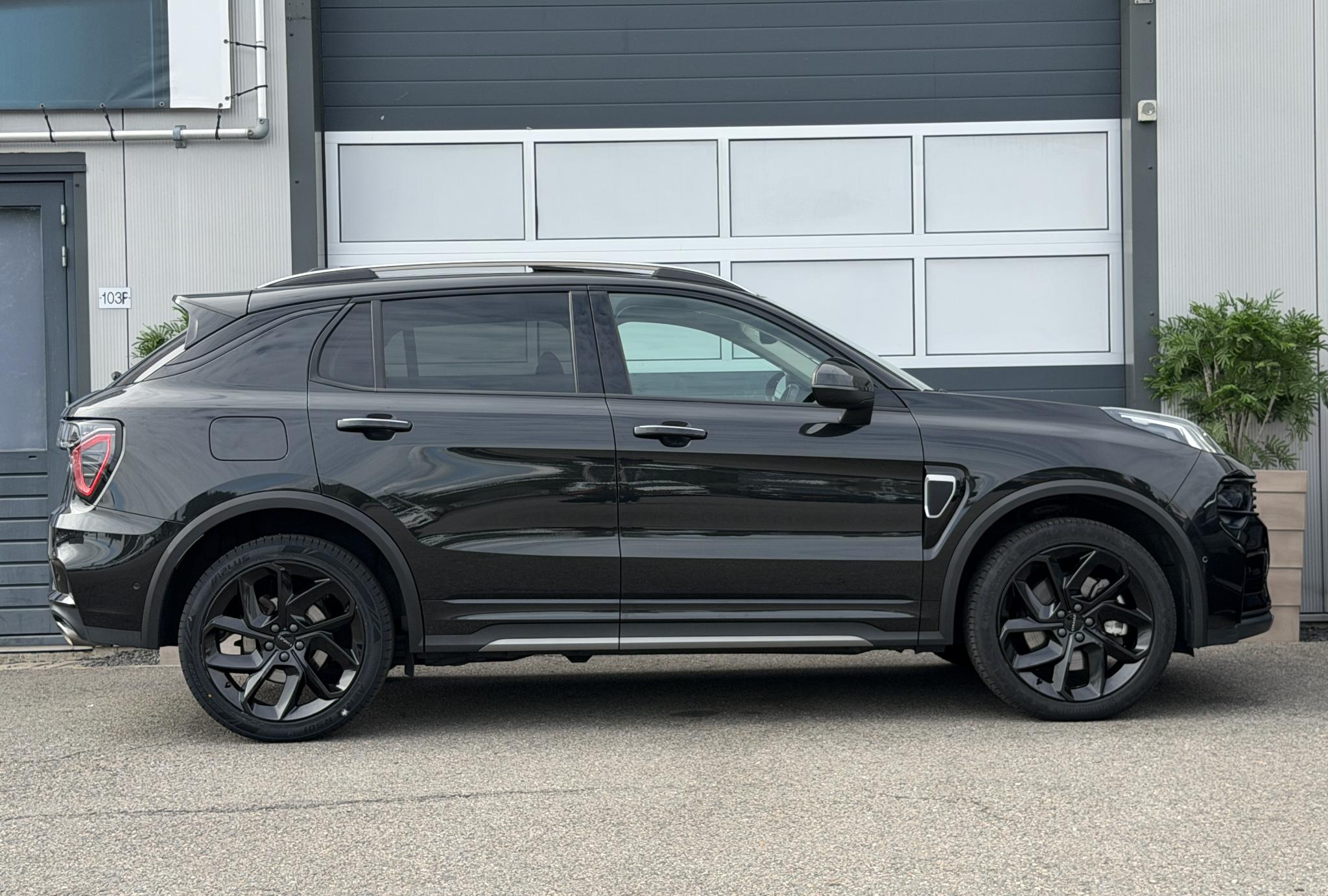 Foto van Lynk&co LYNK & Co 01
