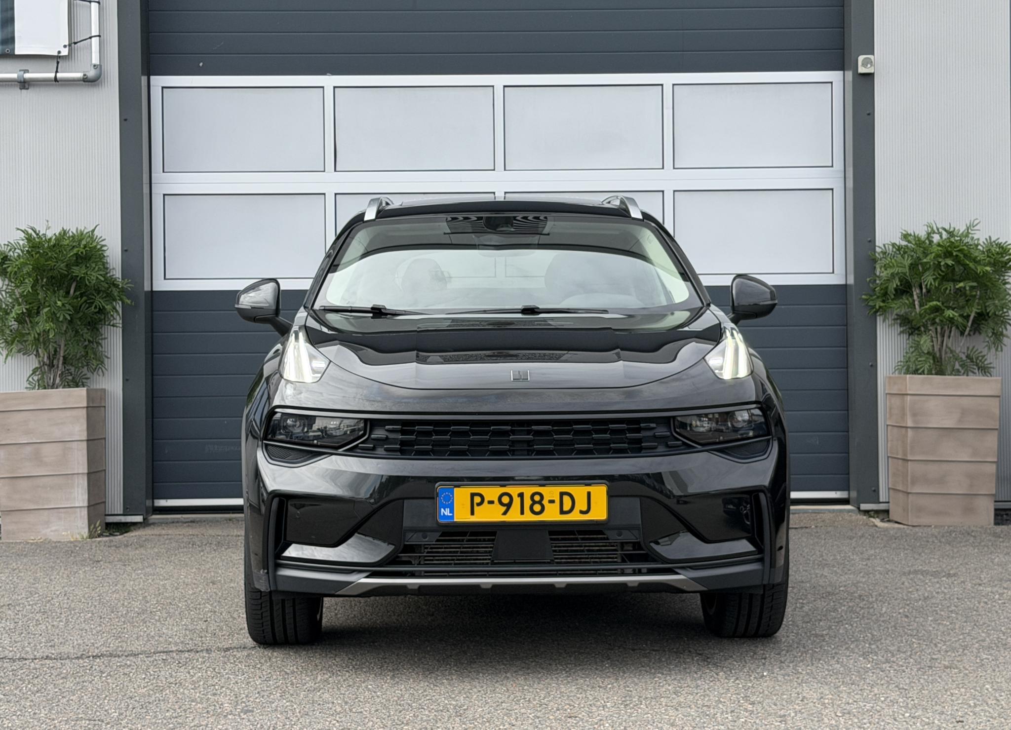 Foto van Lynk&co LYNK & Co 01