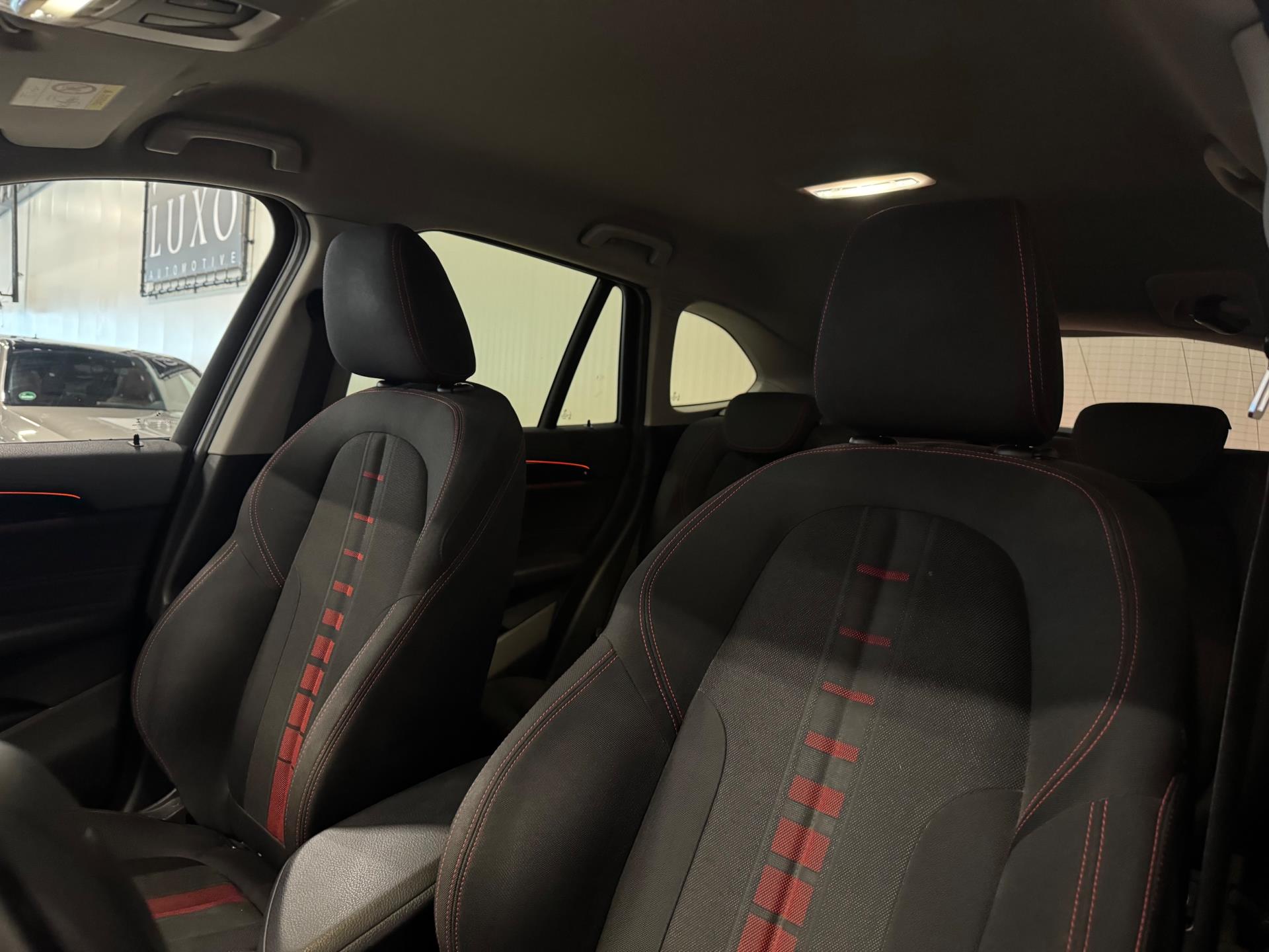 Foto van BMW X1 Sdrive18i