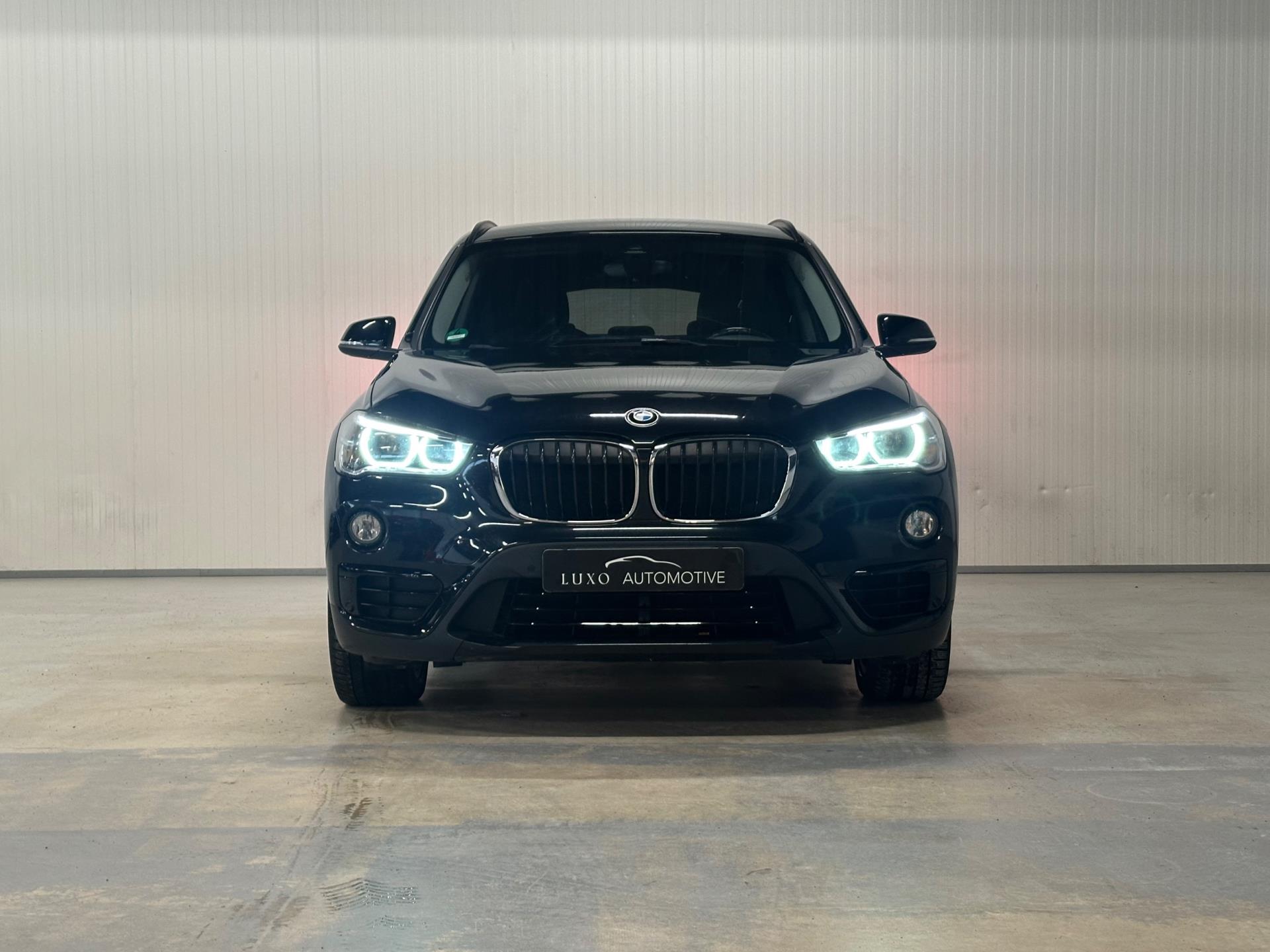 Foto van BMW X1 Sdrive18i