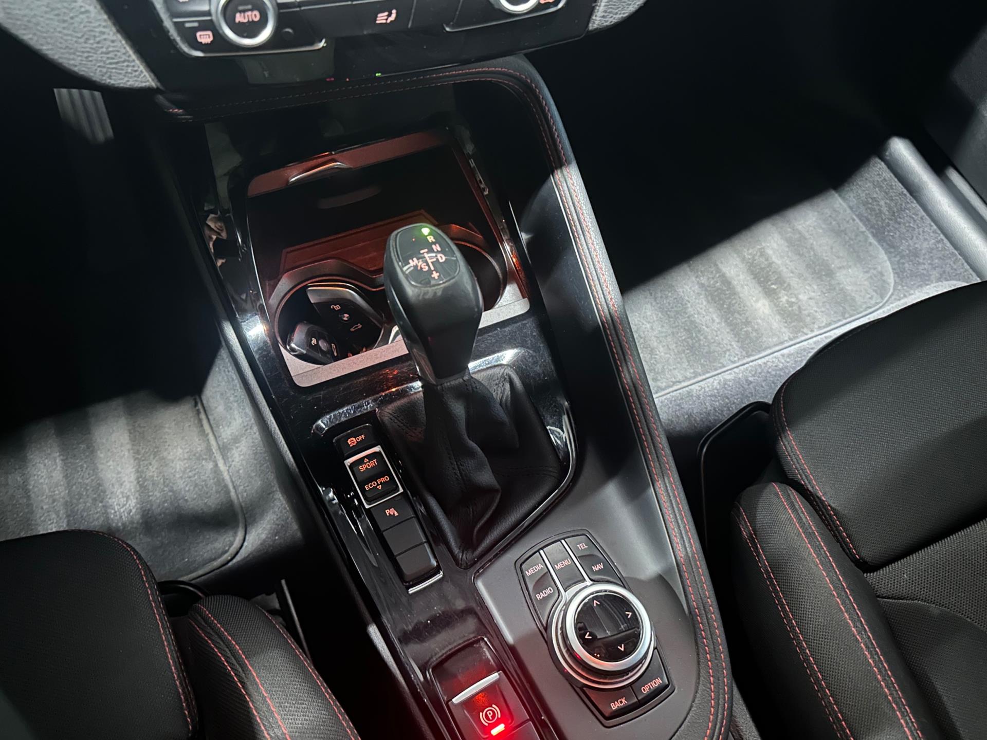 Foto van BMW X1 Sdrive18i