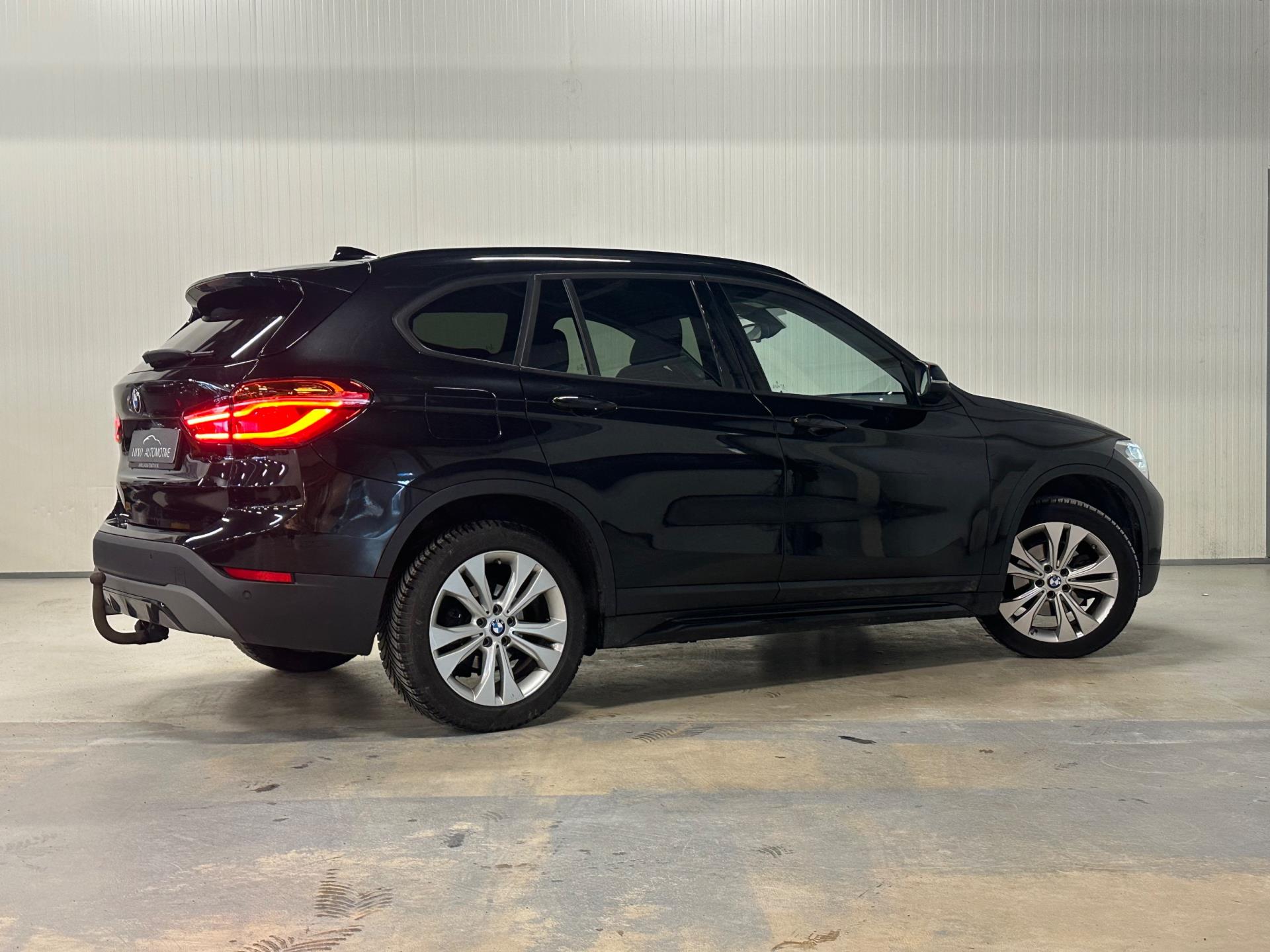Foto van BMW X1 Sdrive18i