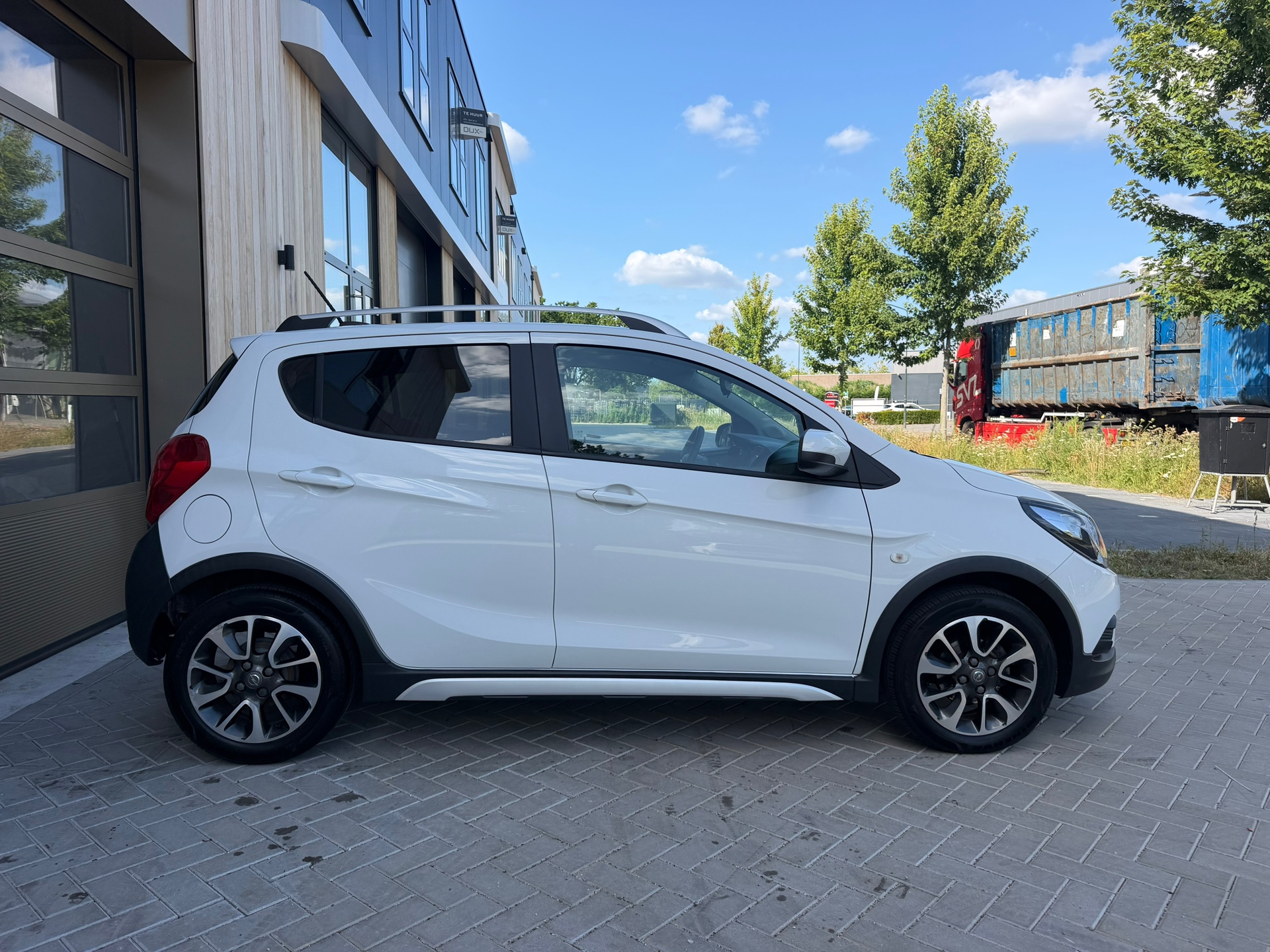Foto van Opel Karl Rocks