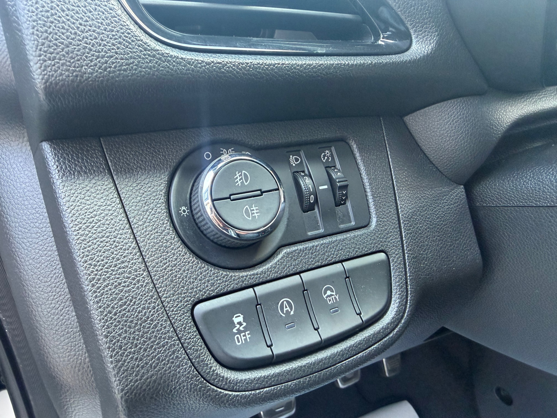 Foto van Opel Karl Rocks
