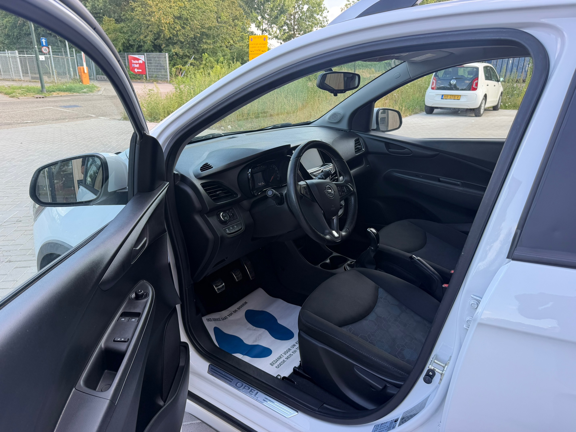 Foto van Opel Karl Rocks