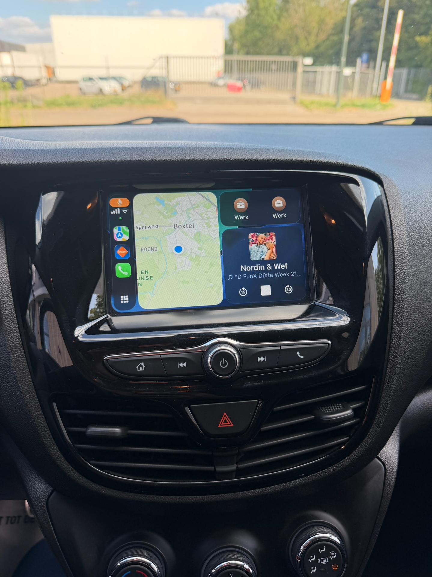 Foto van Opel Karl Rocks