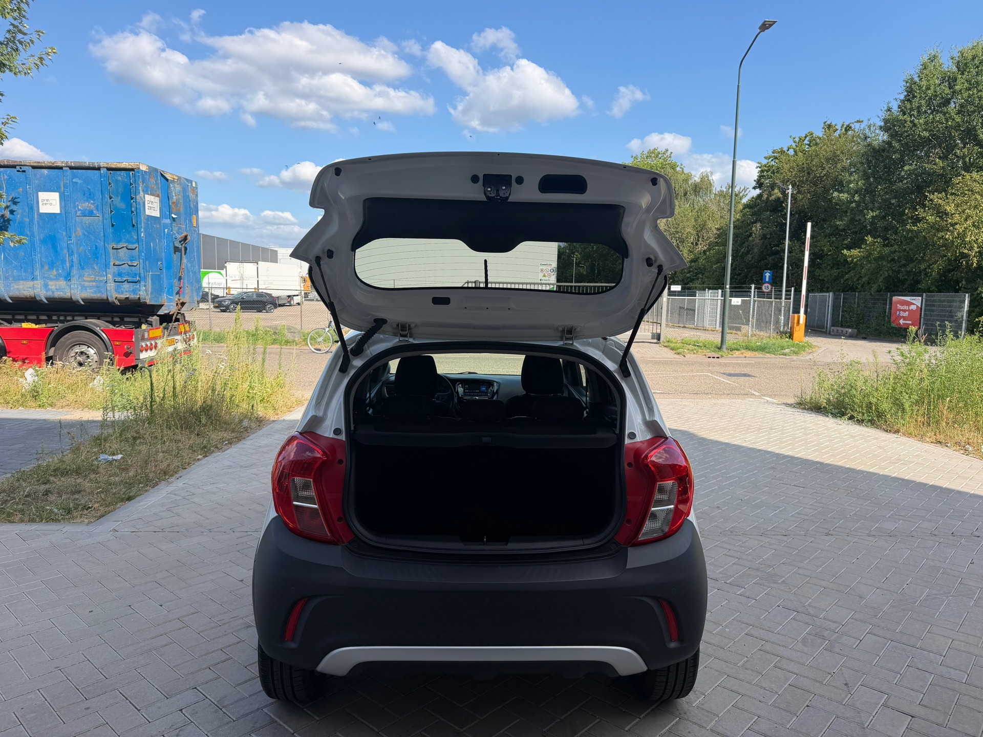 Foto van Opel Karl Rocks