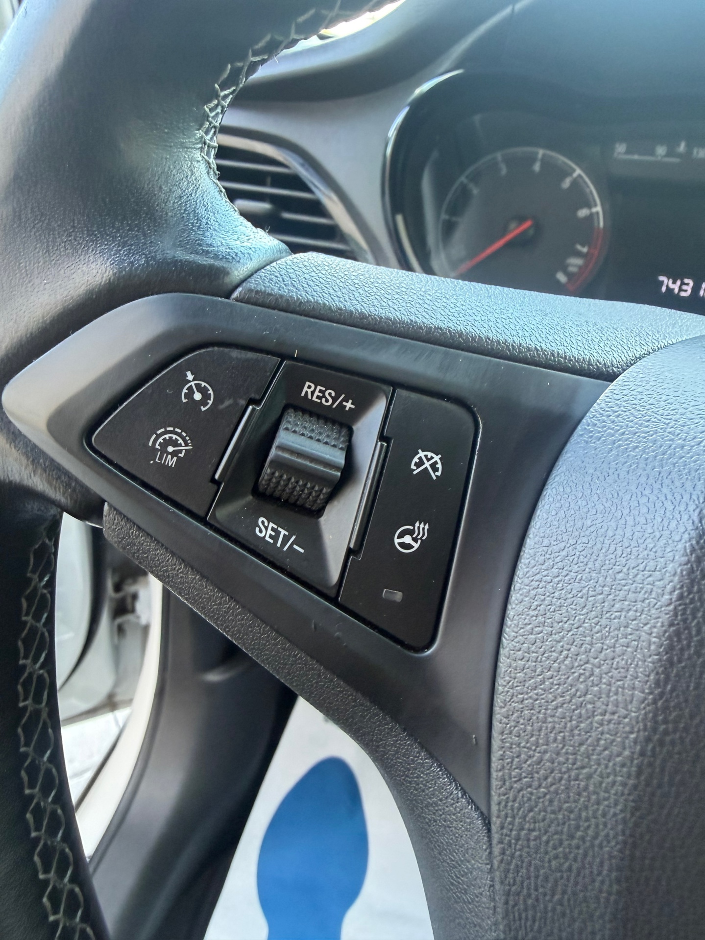 Foto van Opel Karl Rocks
