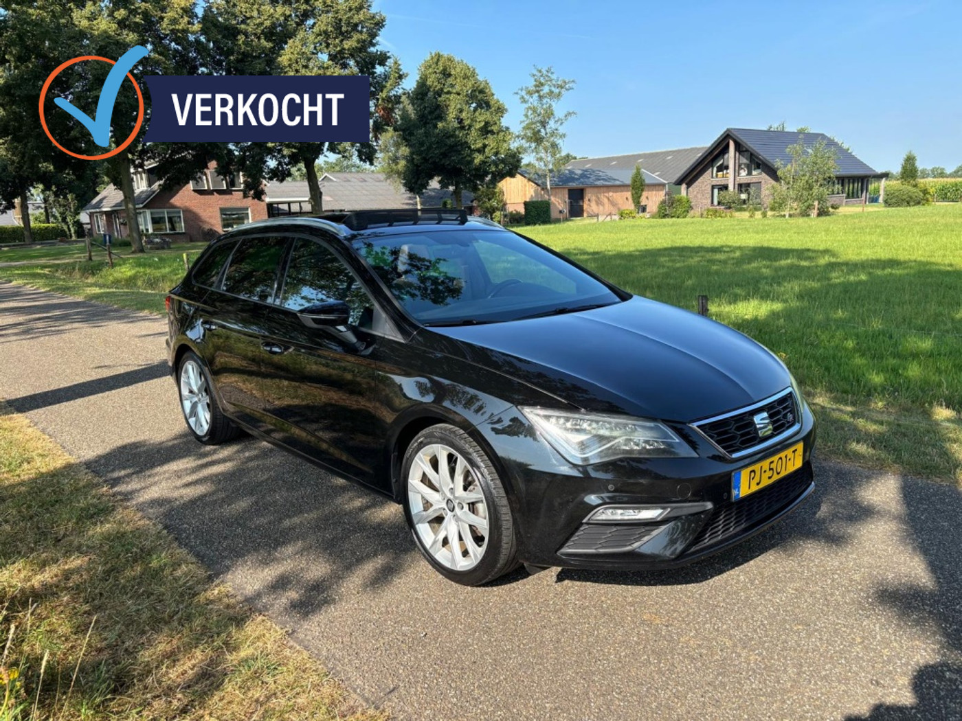 Seat Leon ST 1.4 EcoTSI FR | Pano | Camera | CarPlay | NAP | 2017 - voorkant