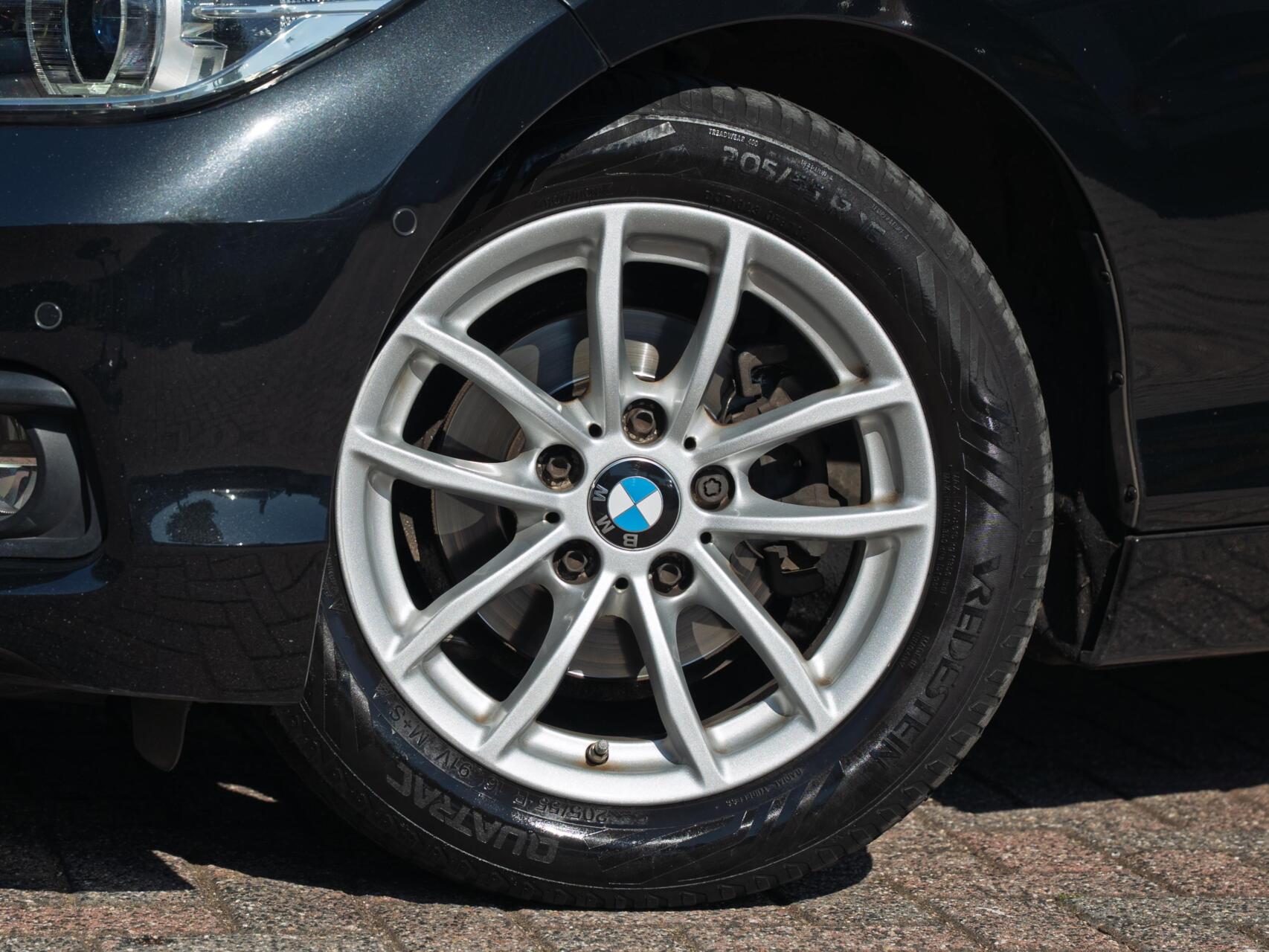 Foto van BMW 118i