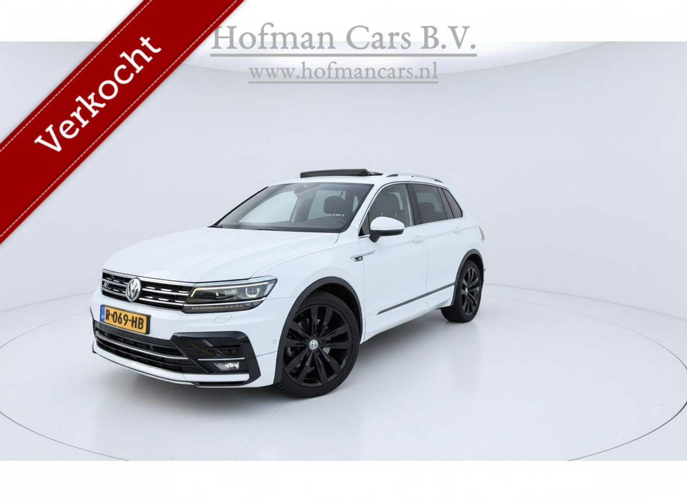 Volkswagen Tiguan 2.0 TSI 4Motion Highline Business R | Panoramadak | Elektrische Trekhaak | 2.200 KG Trekgewicht | 04-2018 2018 - voorkant