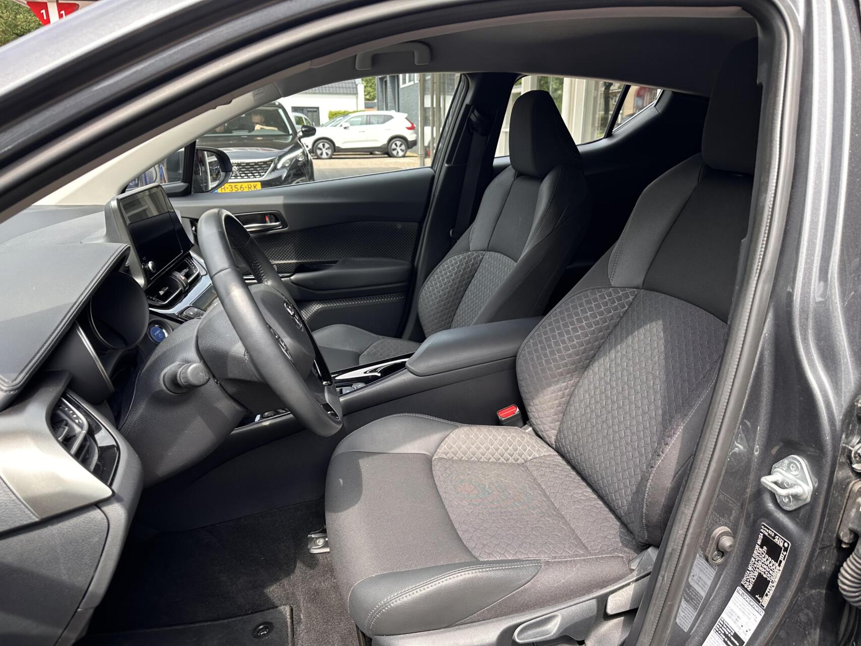 Foto van Toyota Toyota C-hr