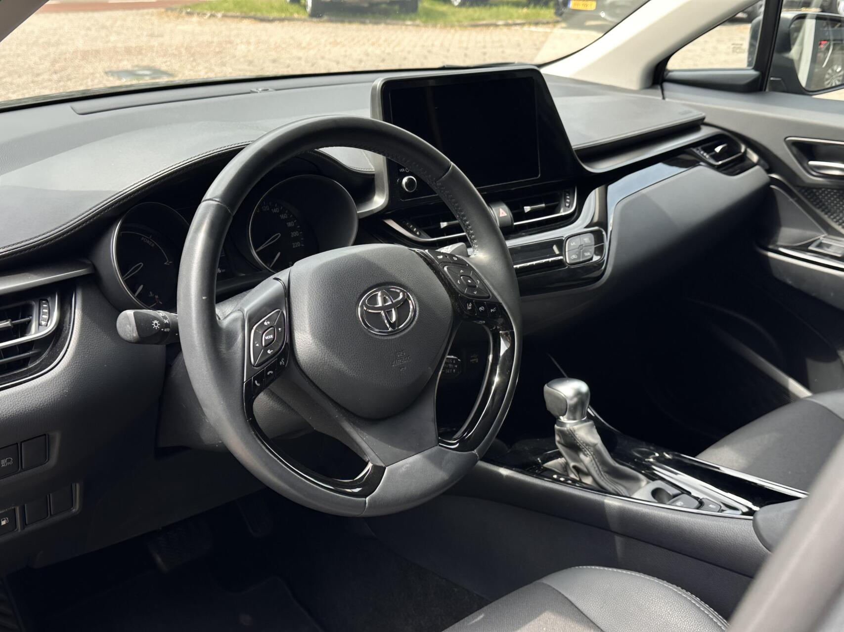 Foto van Toyota Toyota C-hr