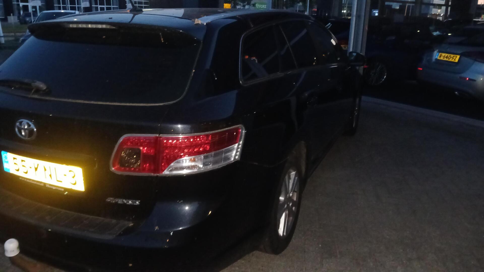 Foto van Toyota Toyota Avensis