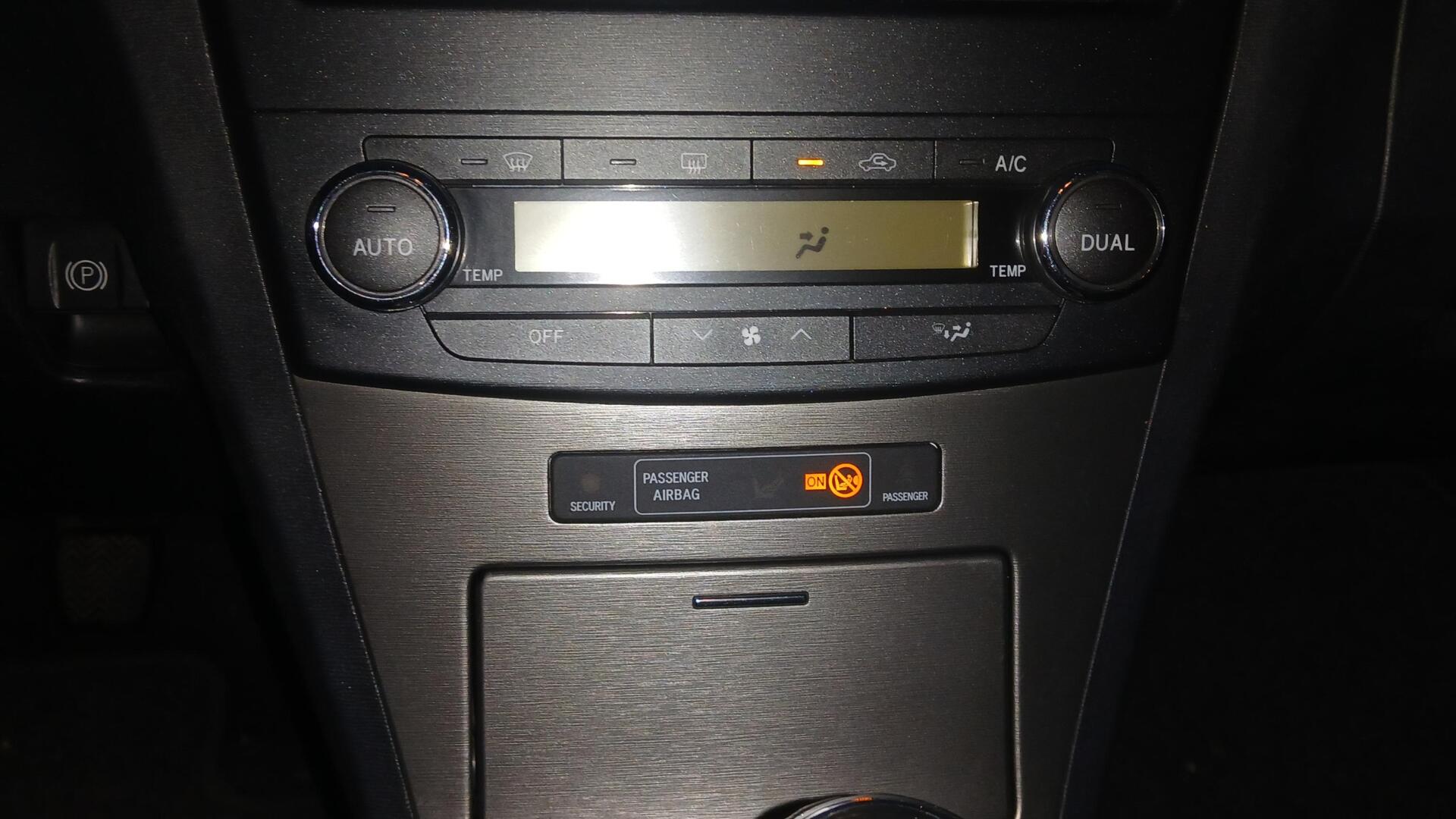 Foto van Toyota Toyota Avensis