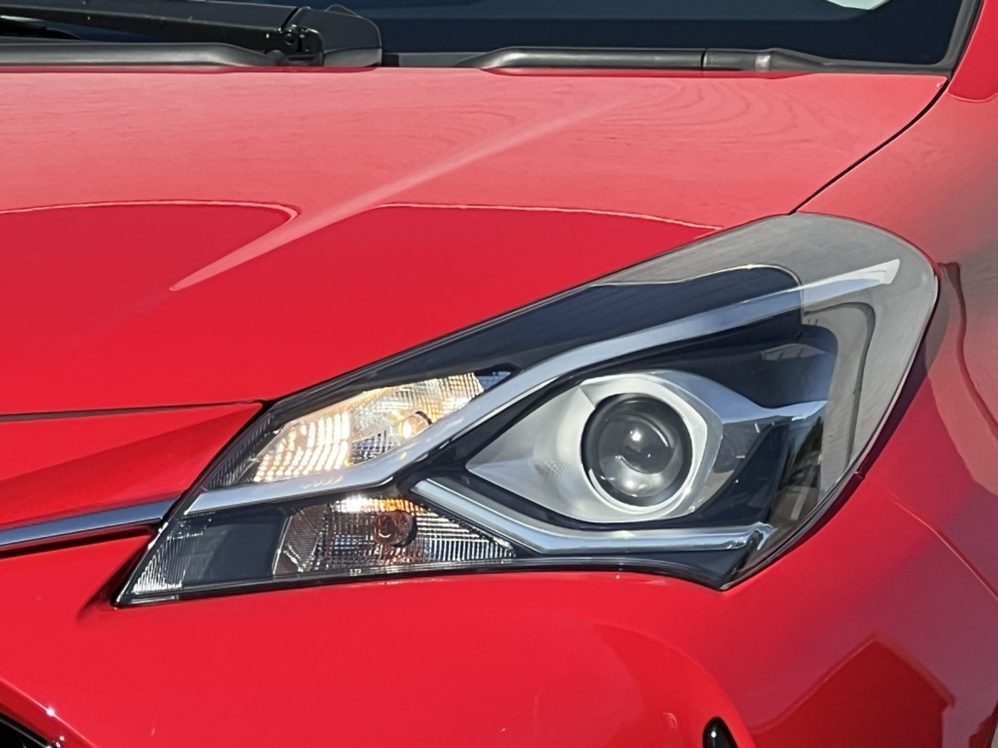 Foto van Toyota Toyota Yaris Hybrid