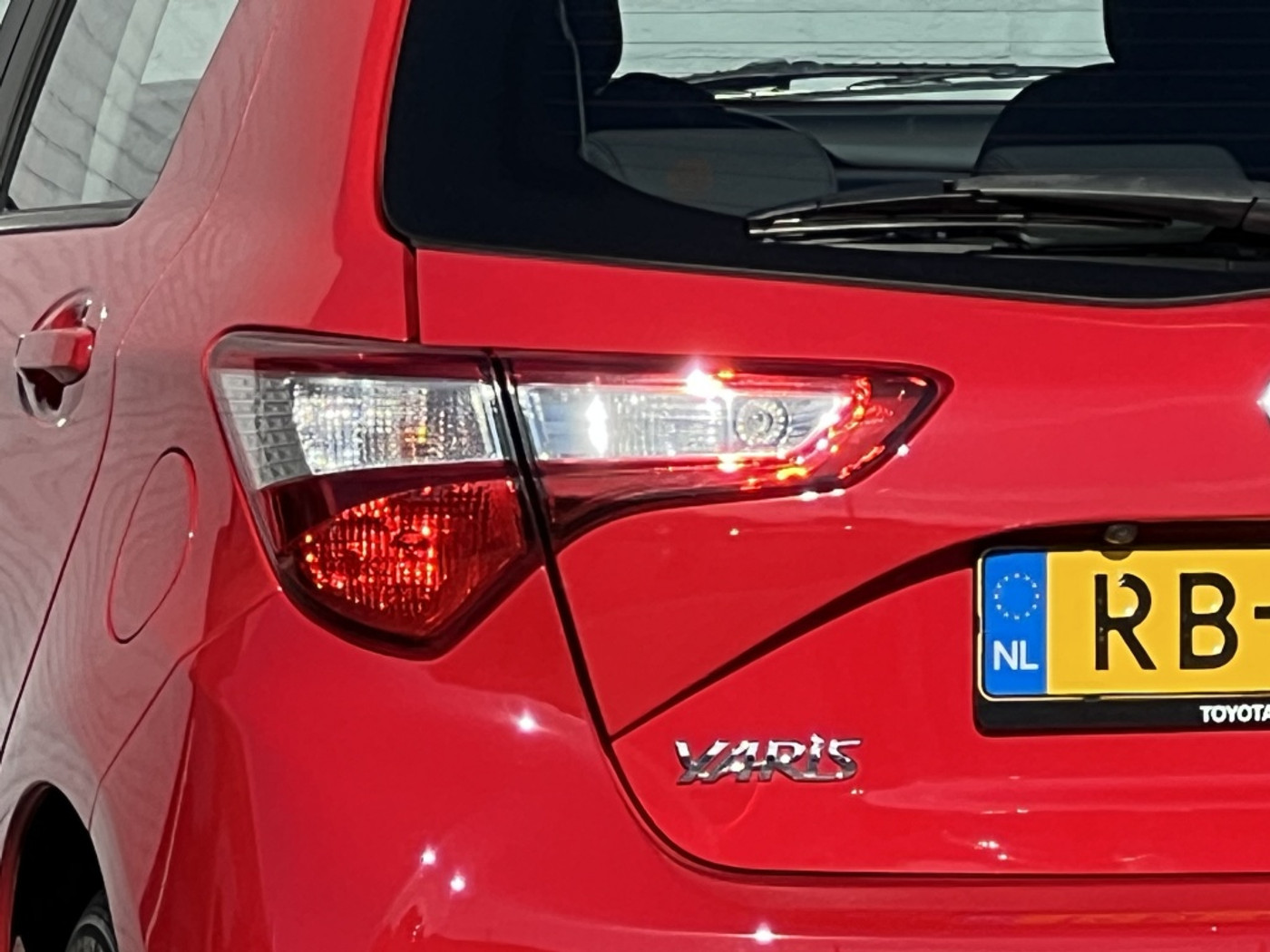 Foto van Toyota Toyota Yaris Hybrid