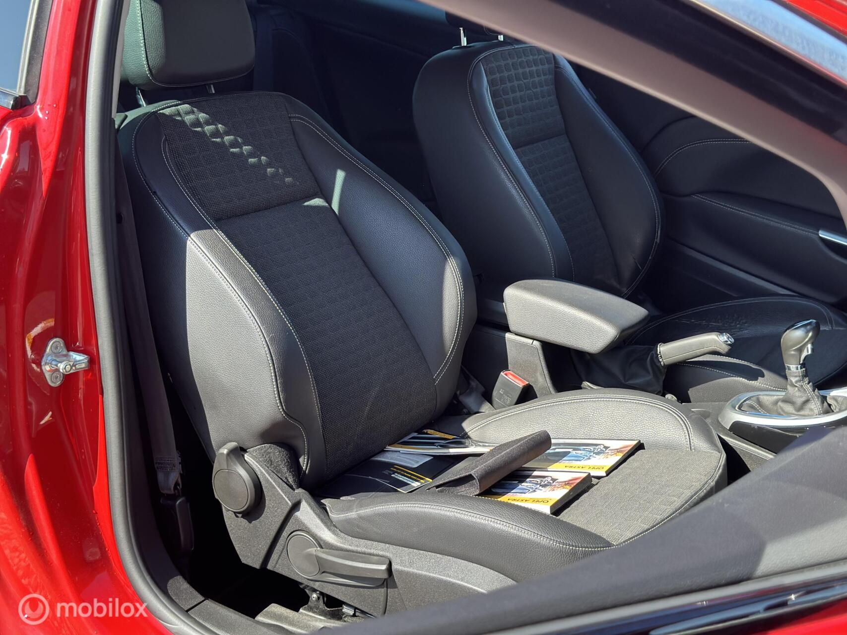 Foto van Opel Astra GTC