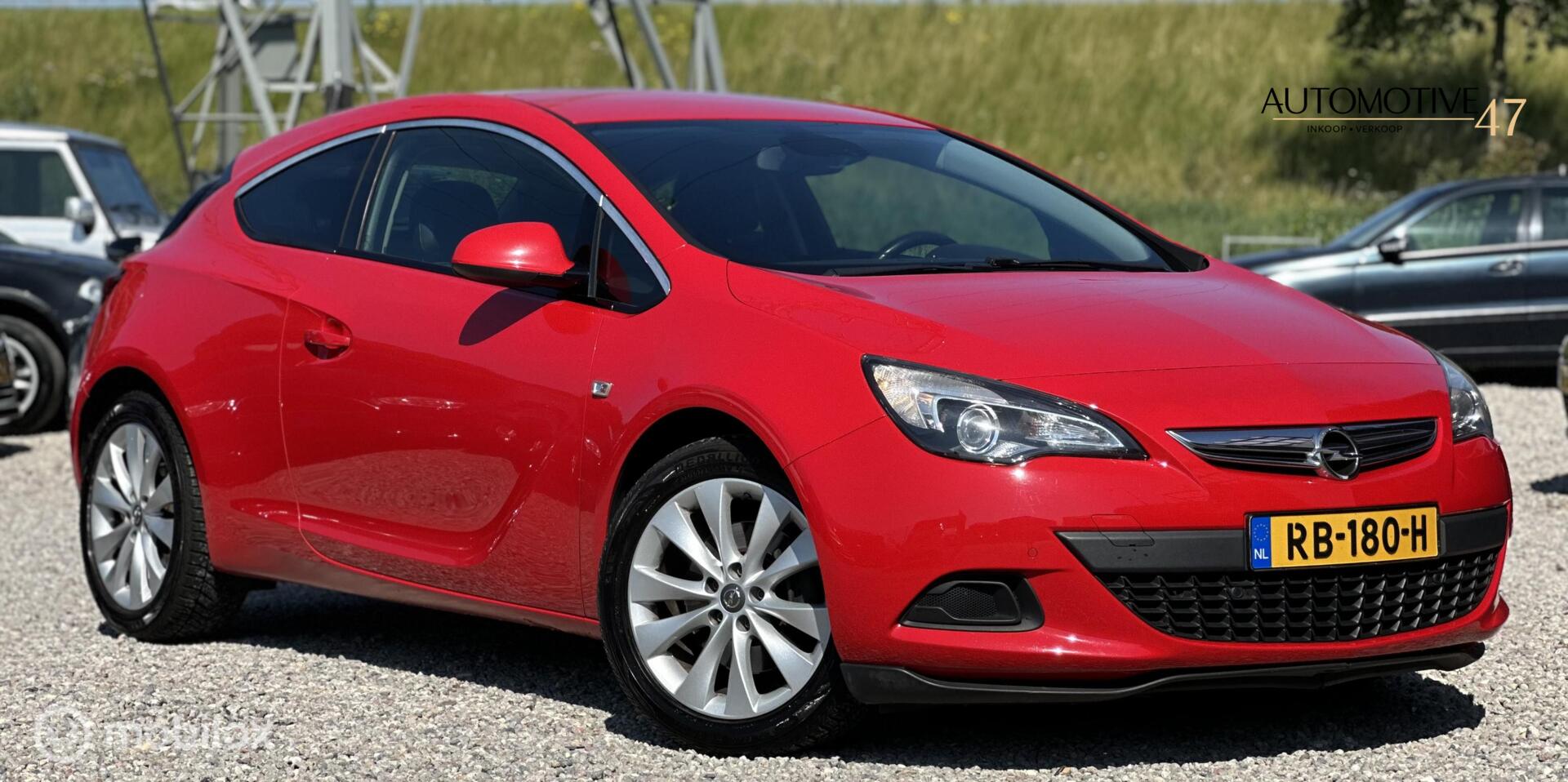 Opel Astra GTC 1.4 Turbo Sport 2014 - voorkant