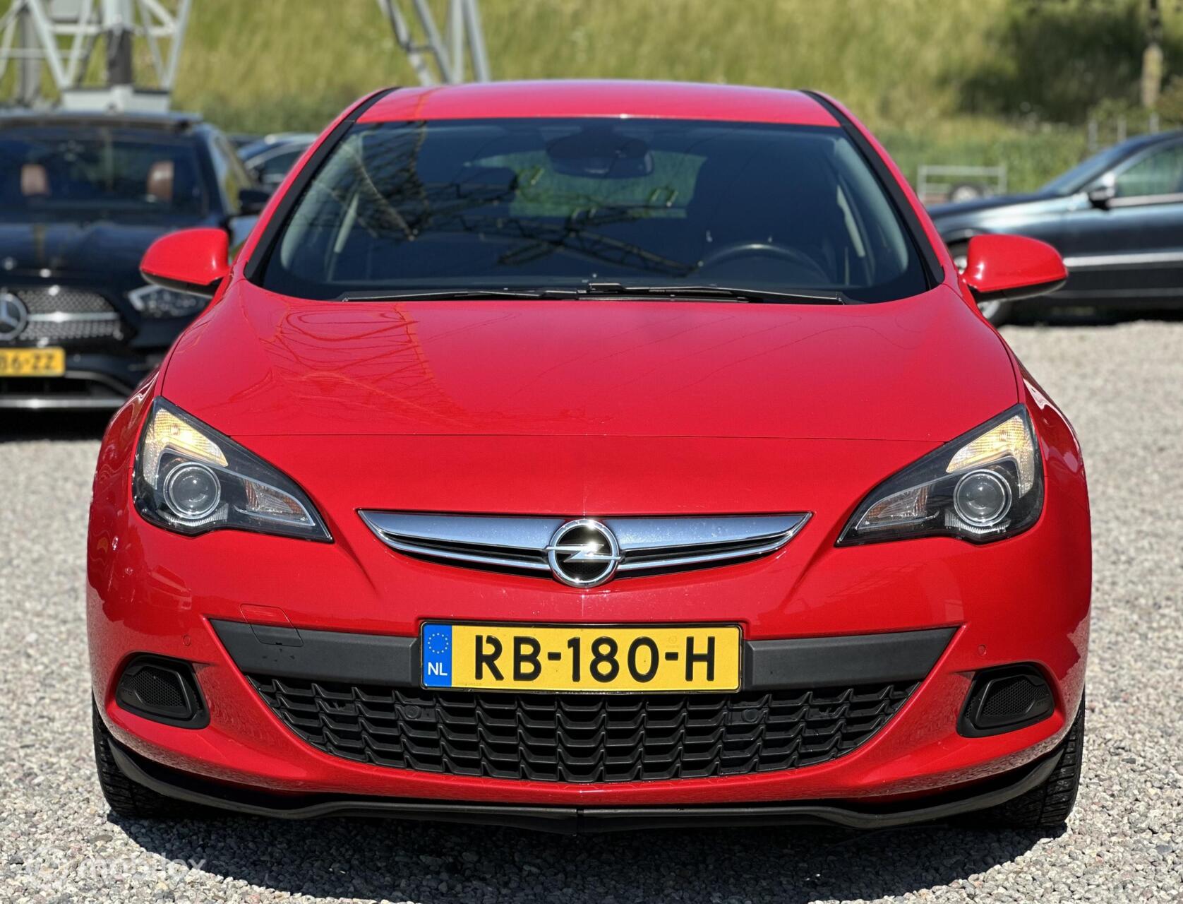 Foto van Opel Astra GTC