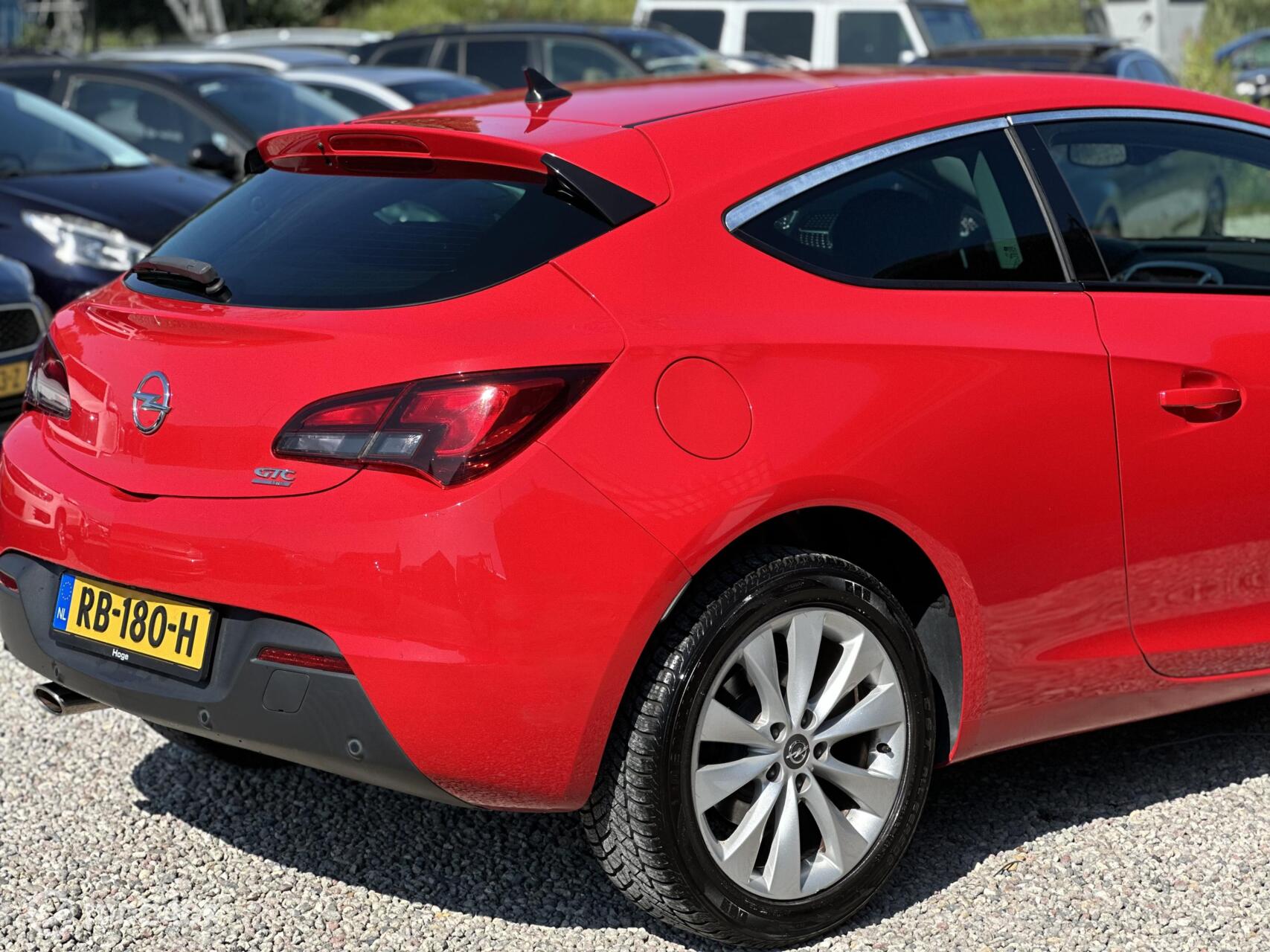 Foto van Opel Astra GTC