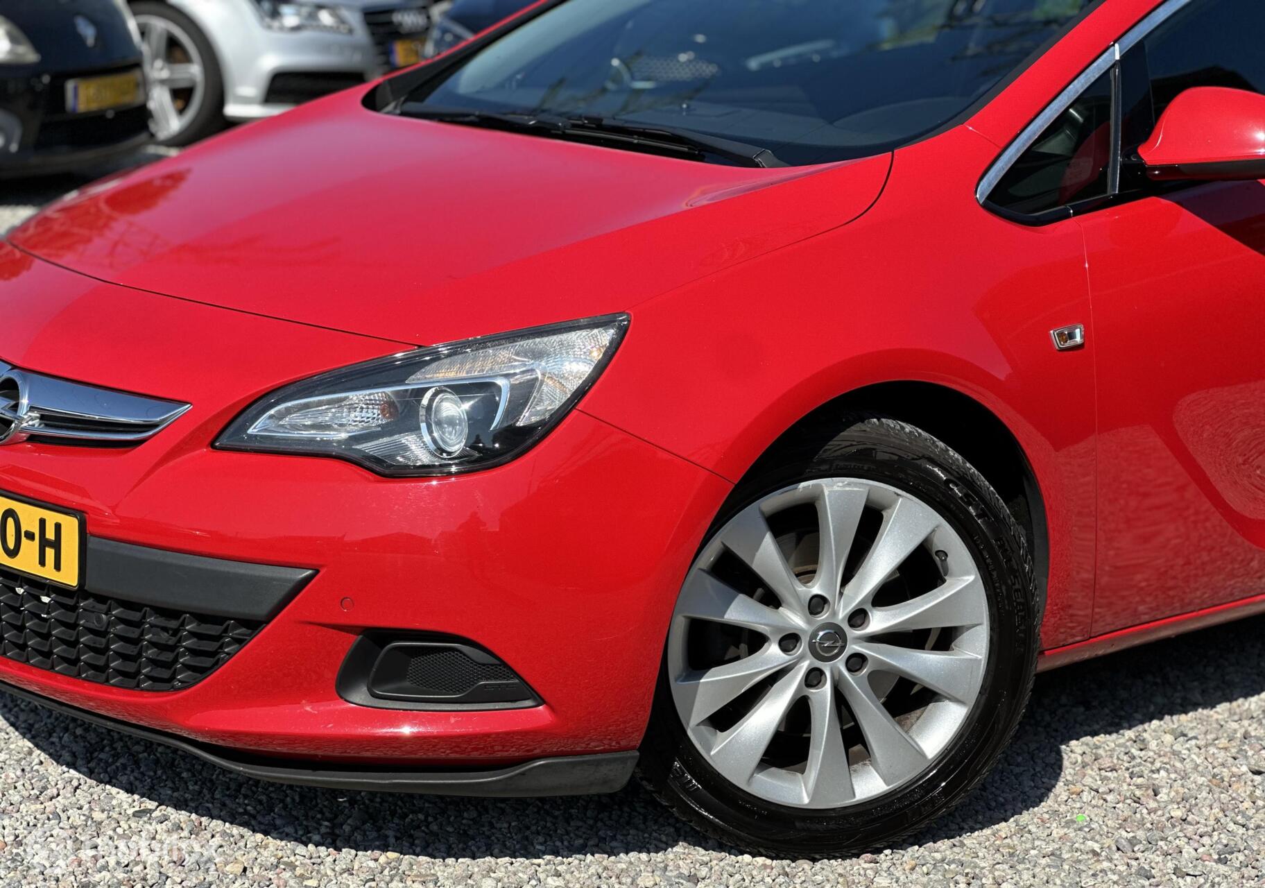Foto van Opel Astra GTC