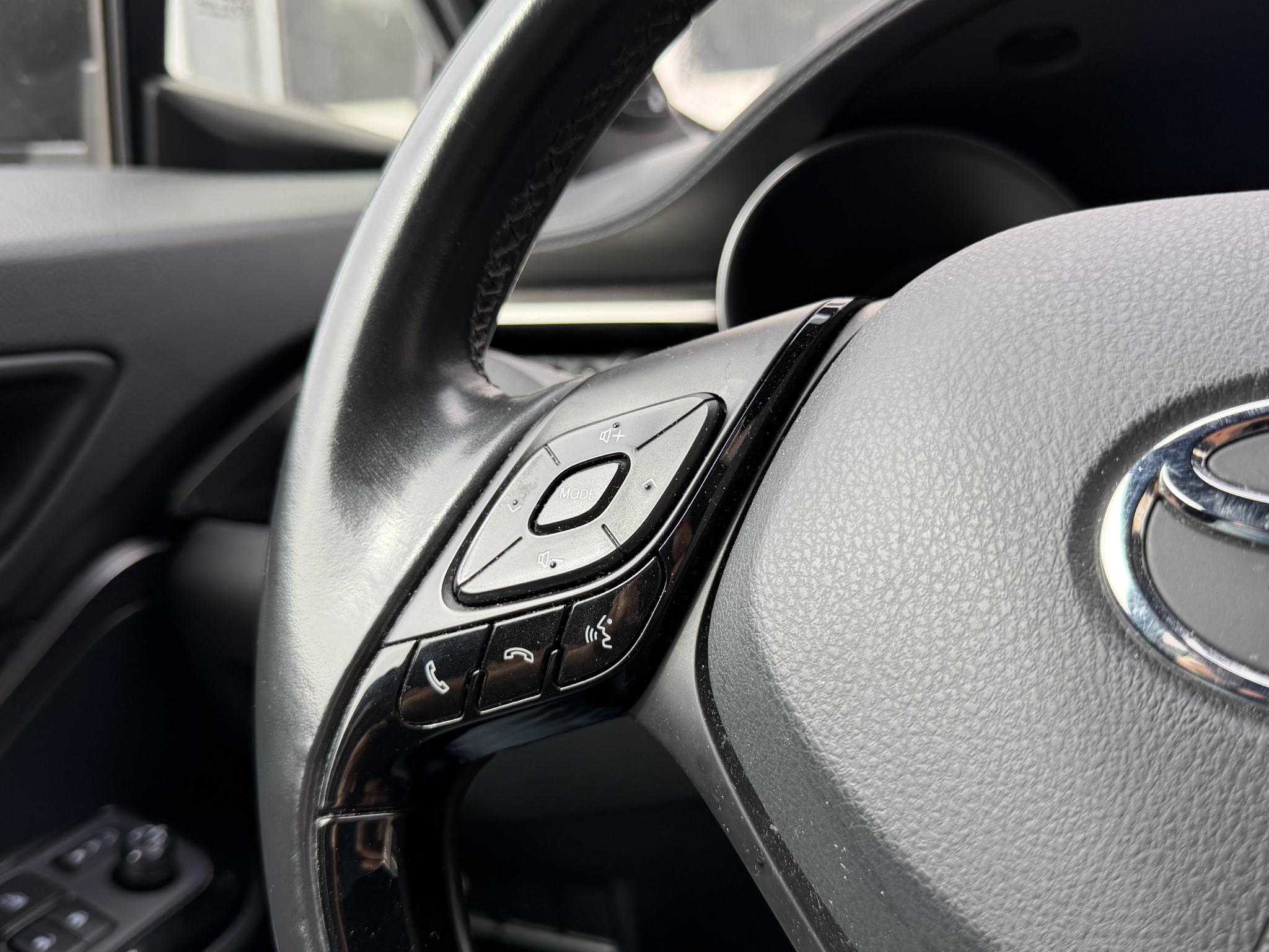Foto van Toyota Toyota C-hr