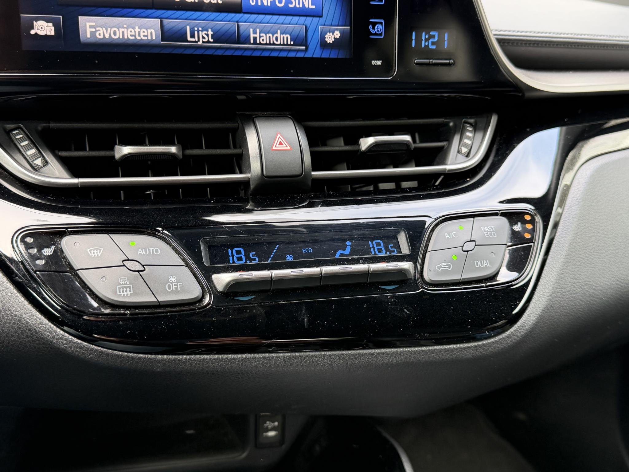 Foto van Toyota Toyota C-hr