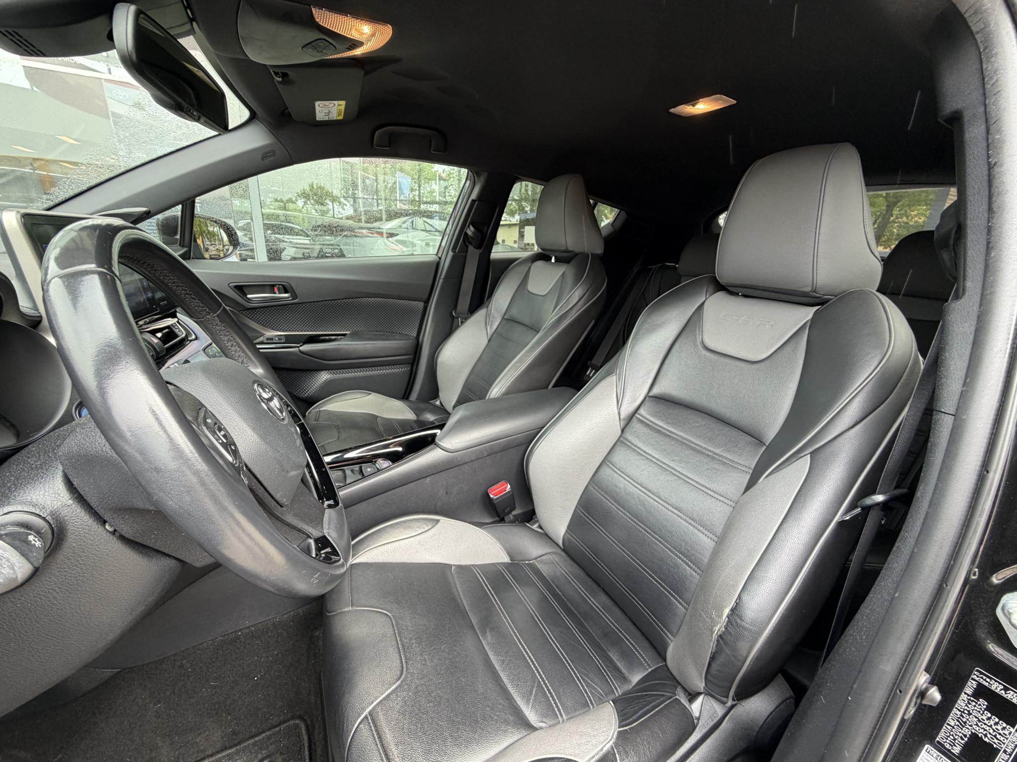 Foto van Toyota Toyota C-hr