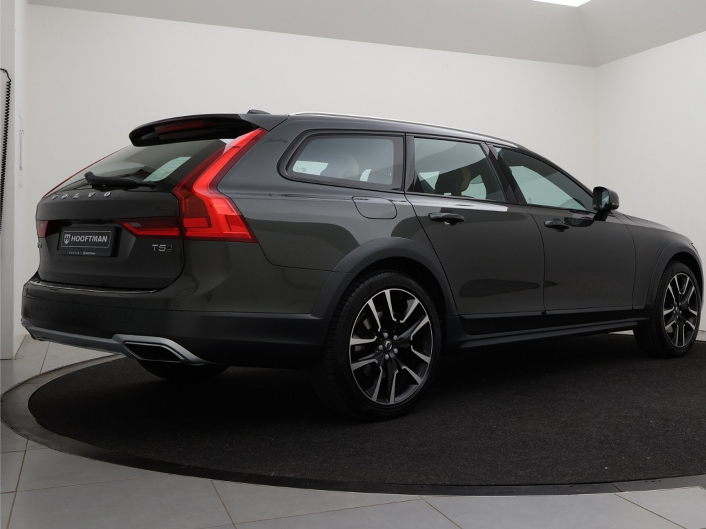 Foto van Volvo V90 Cross Country