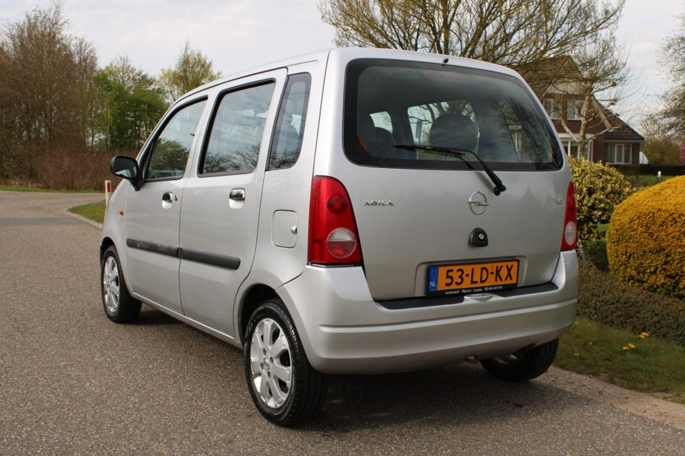 Foto van Opel Agila