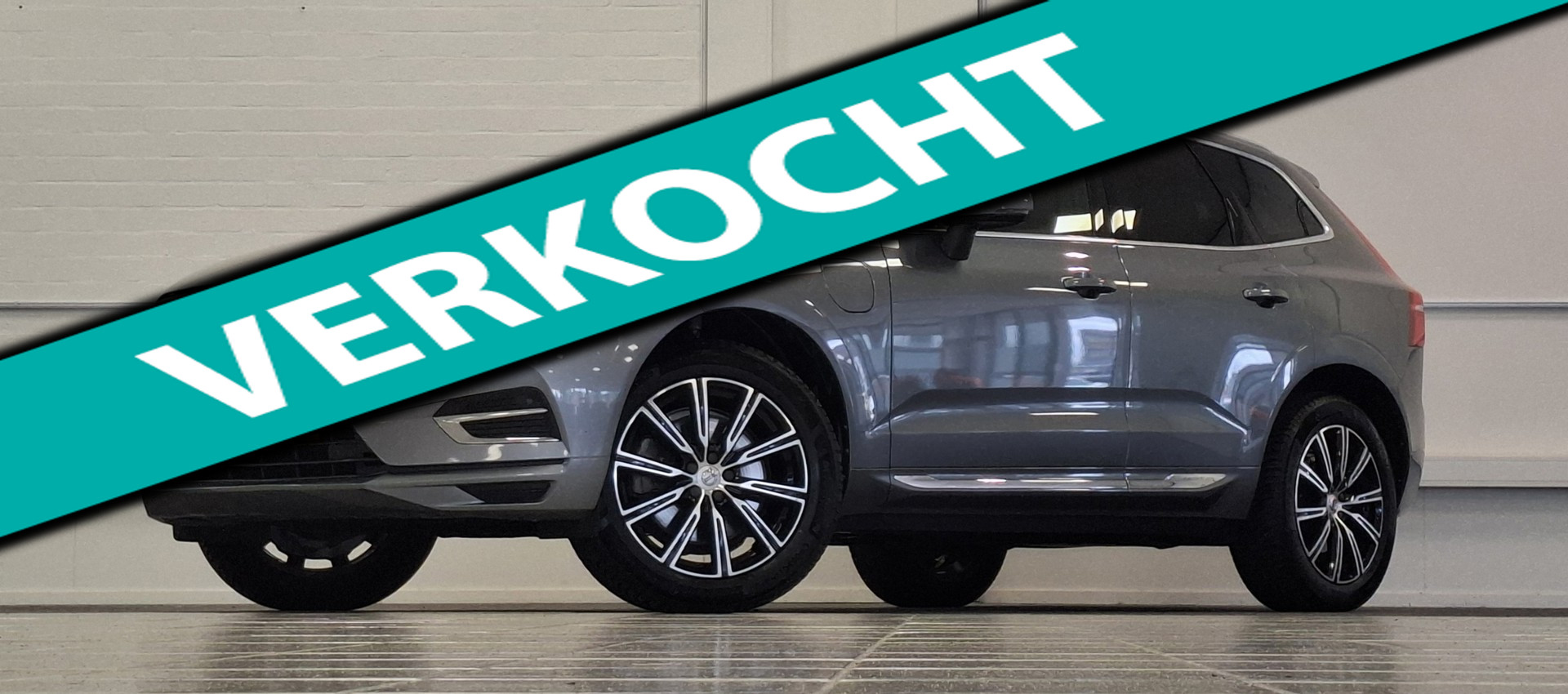 Volvo Xc60 T8 Twin Engine 2.0 T8 Twin Engine AWD Momentum Pano Luxe leer Elek klep SOH 79% Vol! 2018 - voorkant